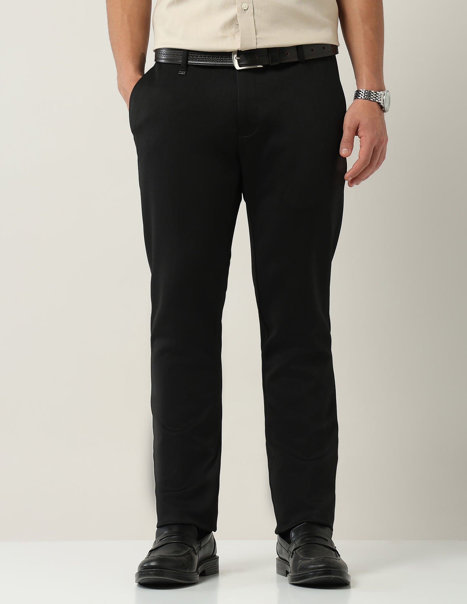 Sleek & Super Slim Fit Solid Trousers