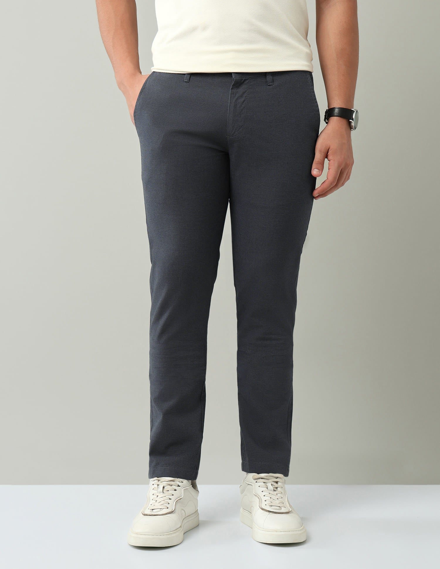 Mid-Rise Modern Slim Fit Chino