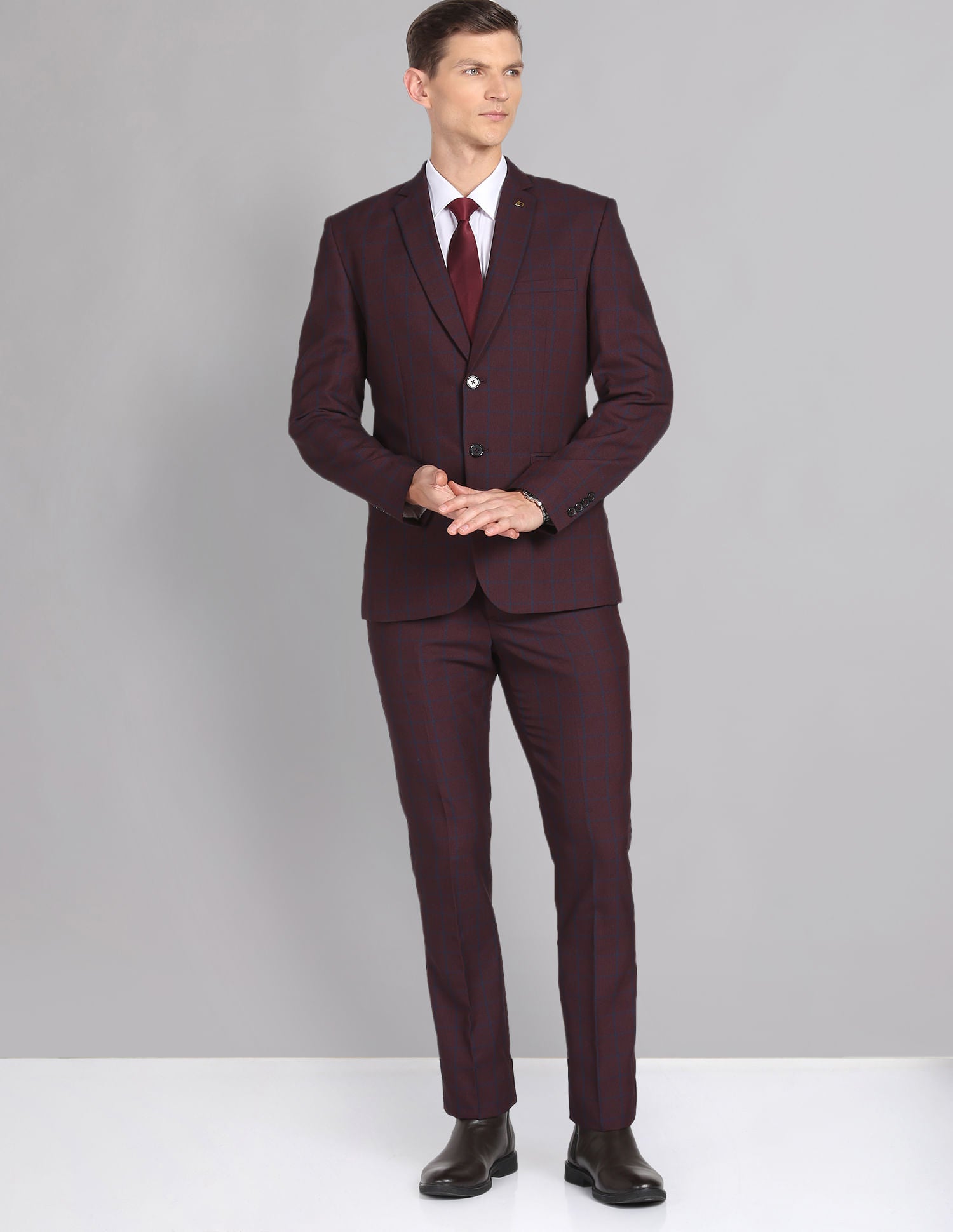 Classic Tailored Regular Fit Dobby Two Piece Suit