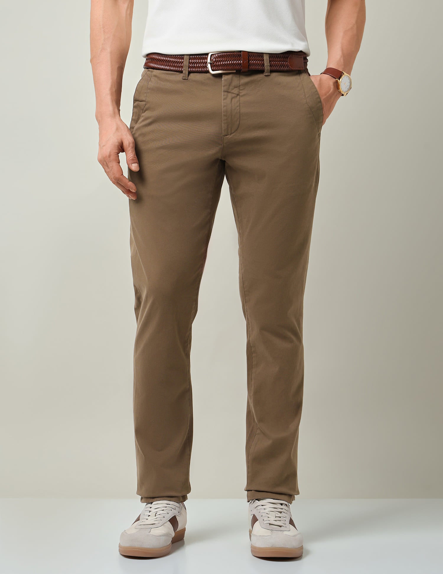 Office essential Solid Mid-Rise Slim Fit Trousers