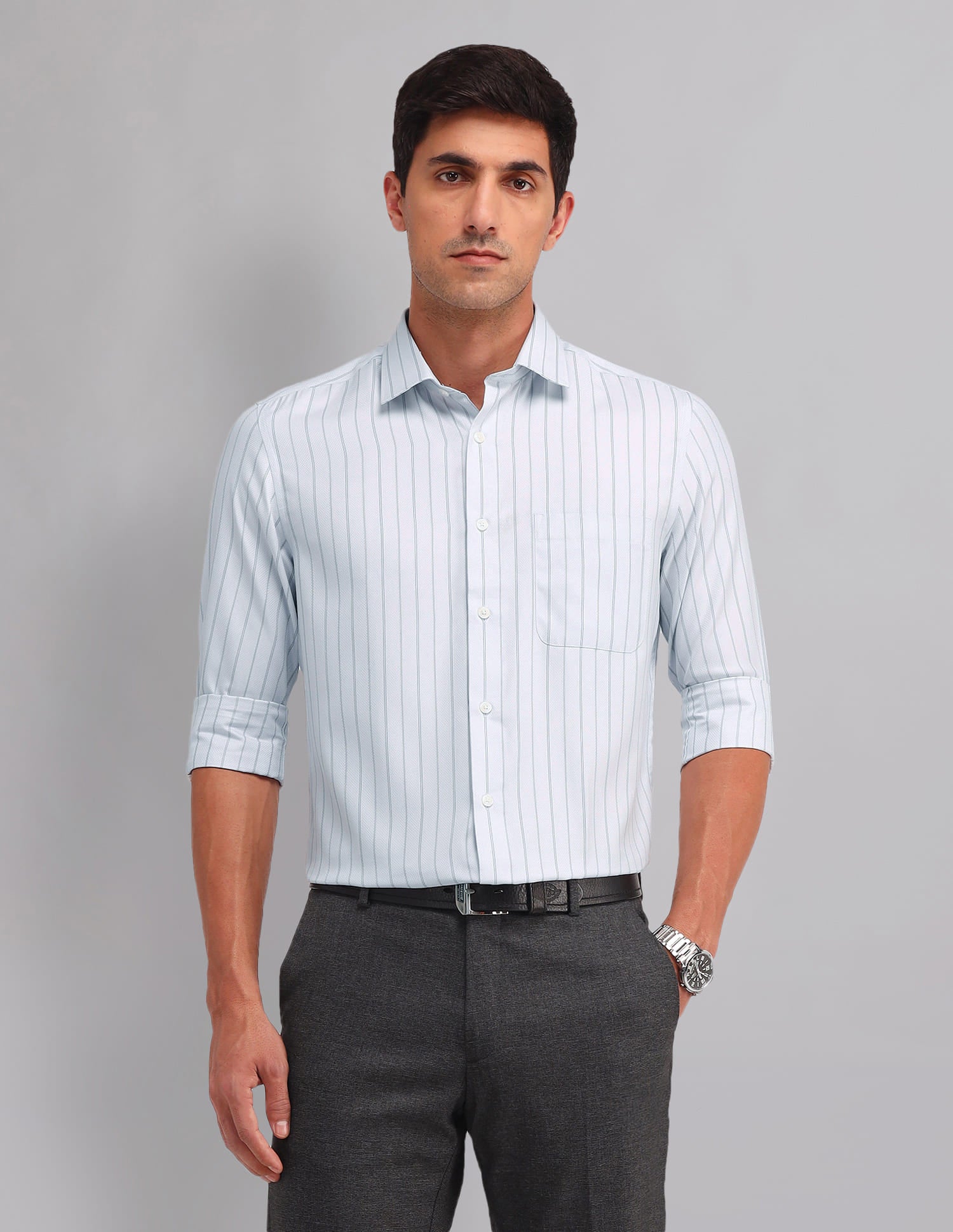 Wardrobe-Coded Regular Fit Vertical Striped Shirt