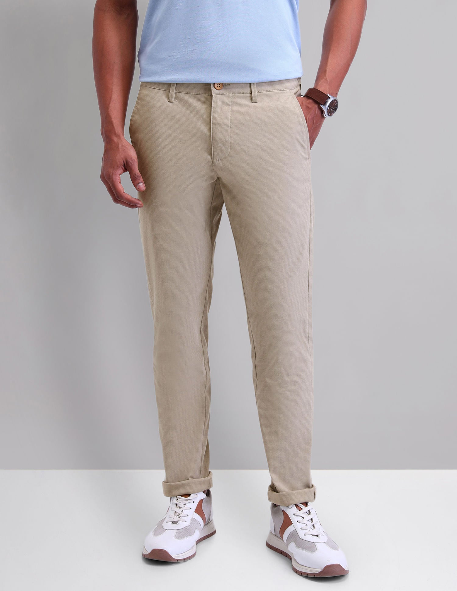 Regular Modern Slim Fit Chinos