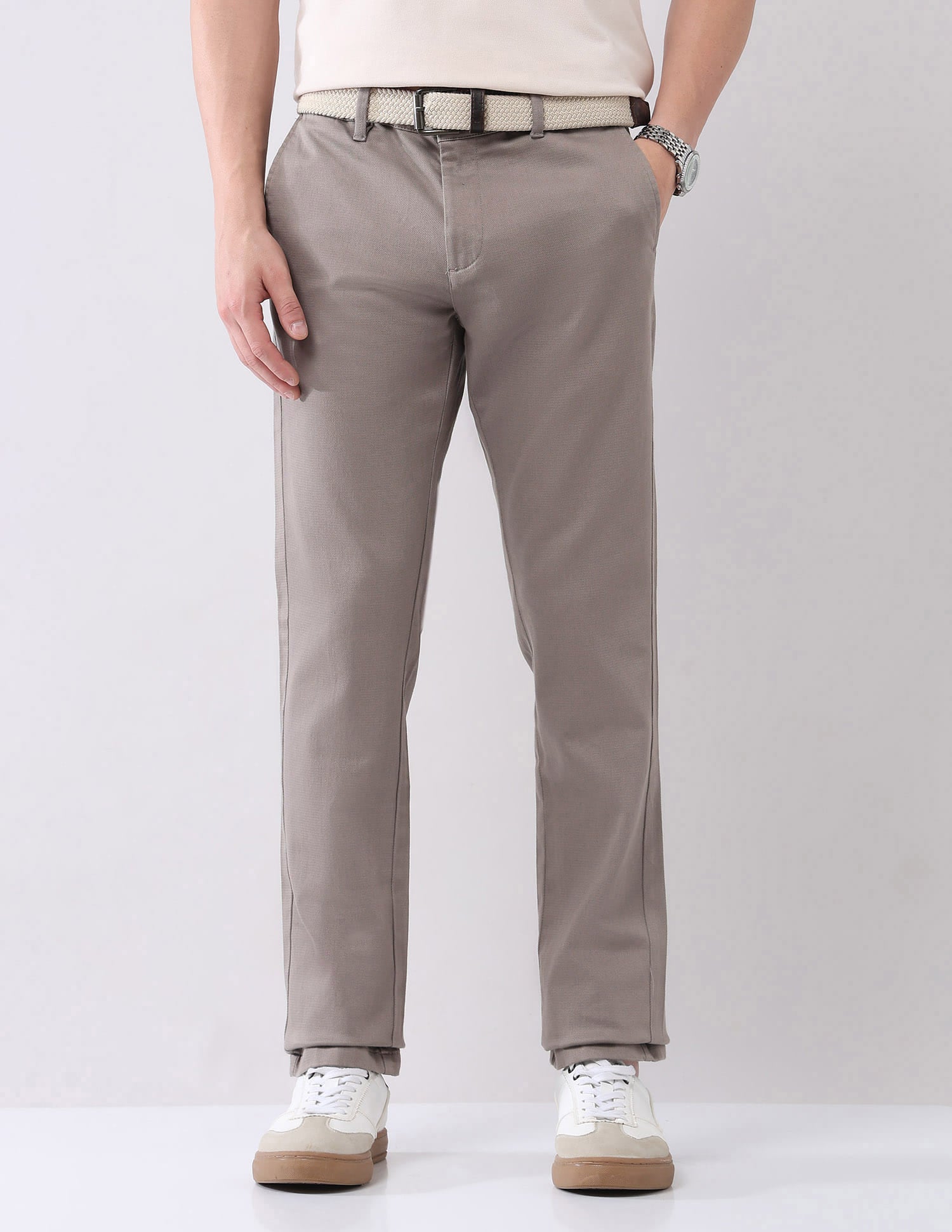 Regular Modern Slim Fit Chinos