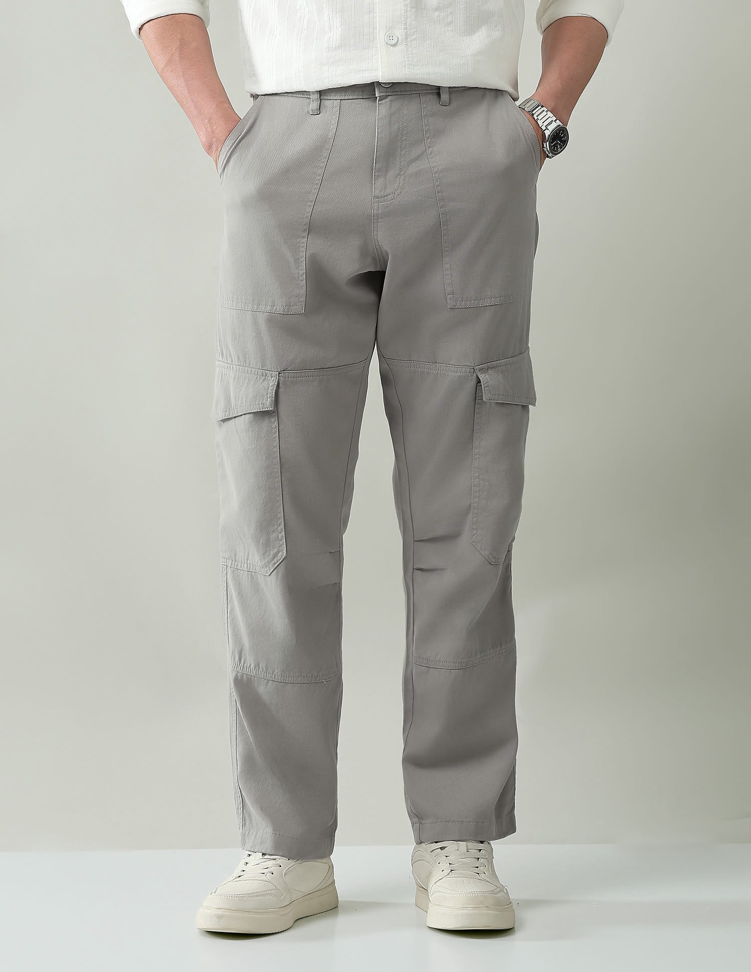 Wanderer Solid Regular Fit Cargos