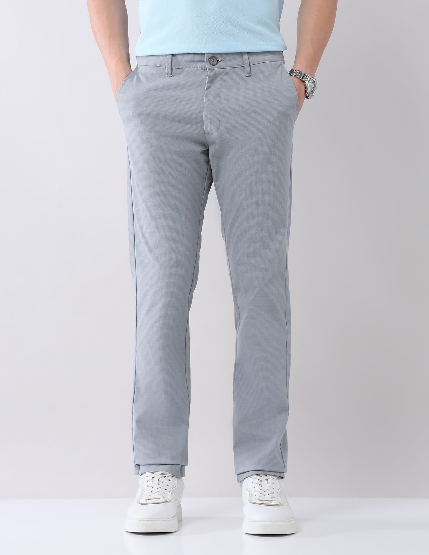 Regular Modern Slim Fit Chinos