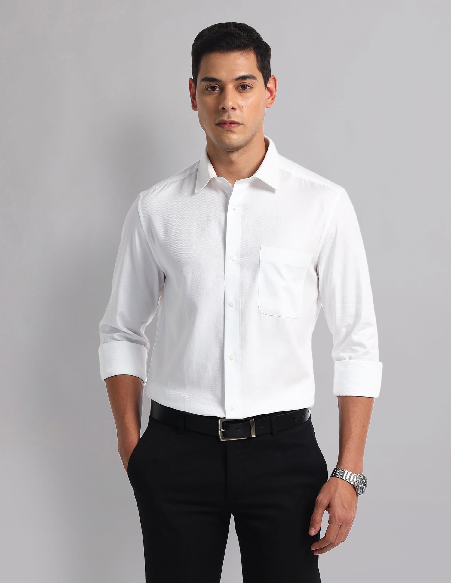 Semi Spread Collar Patterned Weave Shirt