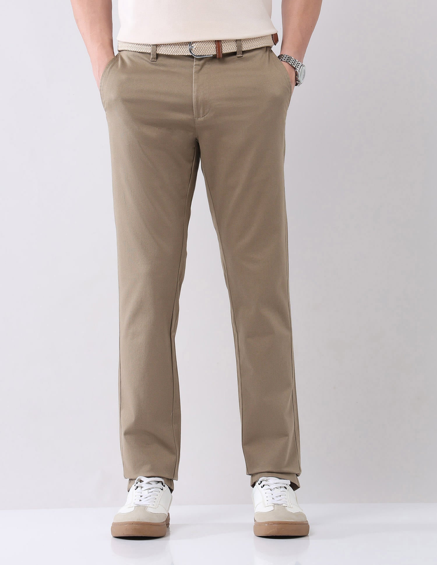 Regular Modern Slim Fit Chinos