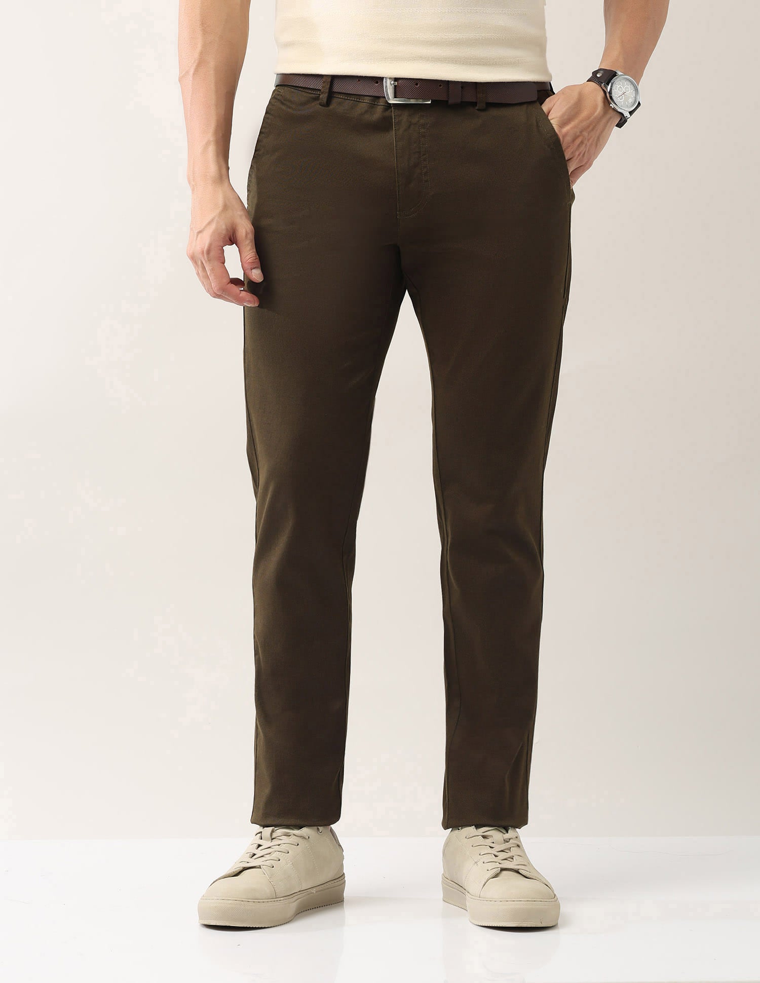 Sleek & Sophisticated Modern Slim Fit Smart Flex Chinos