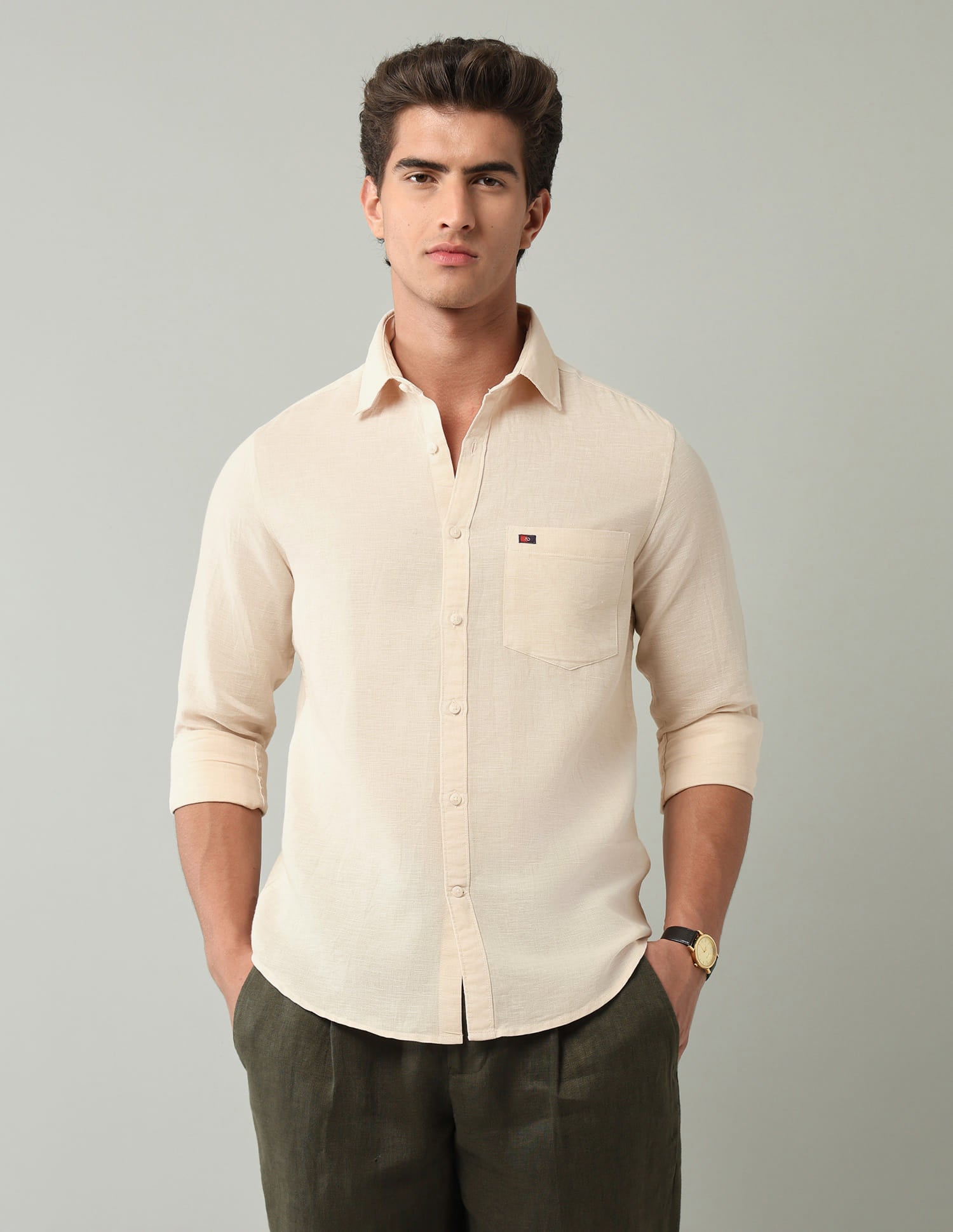Biege Solid Modern Slim Fit Shirt