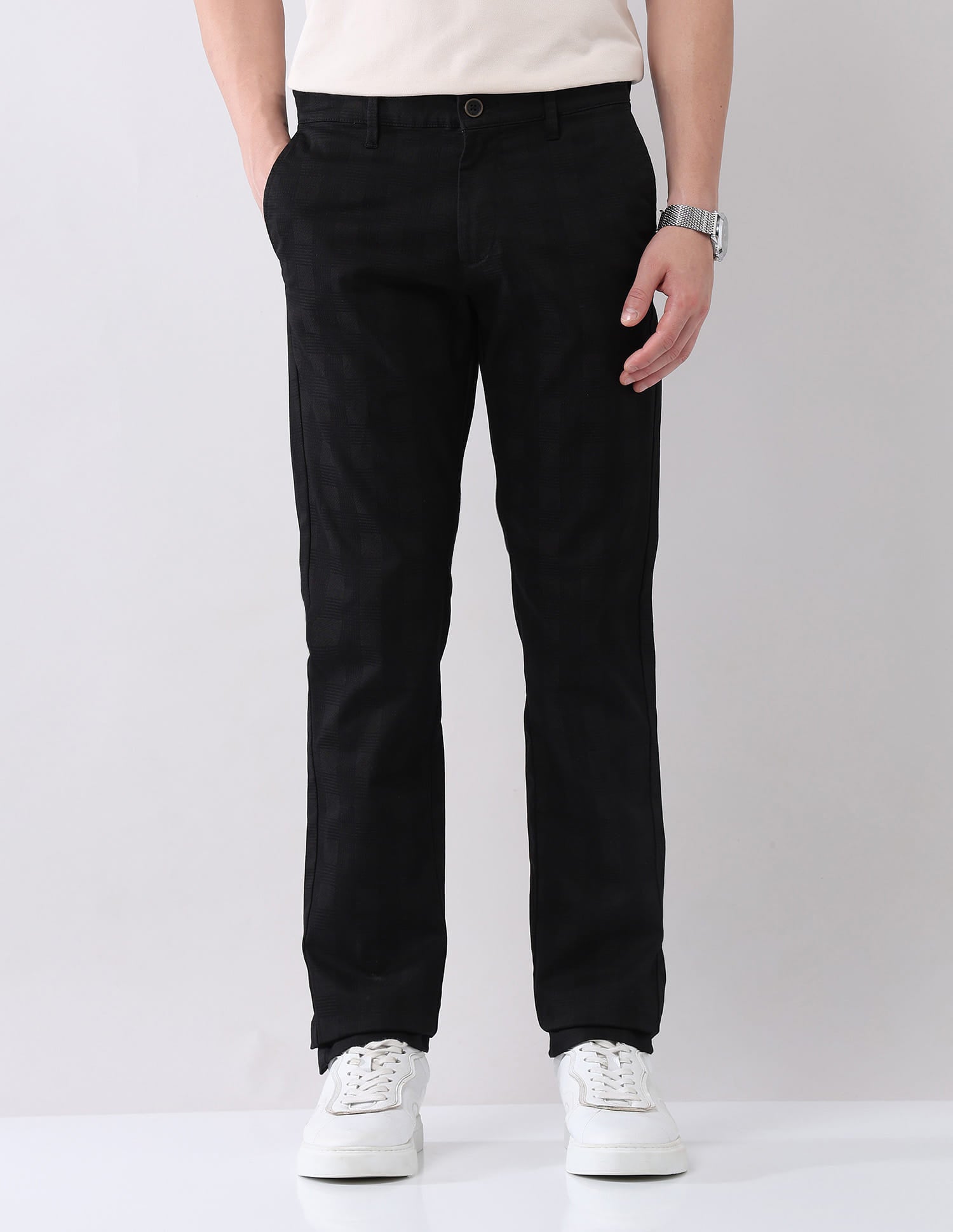 Regular Modern Slim Fit Chinos