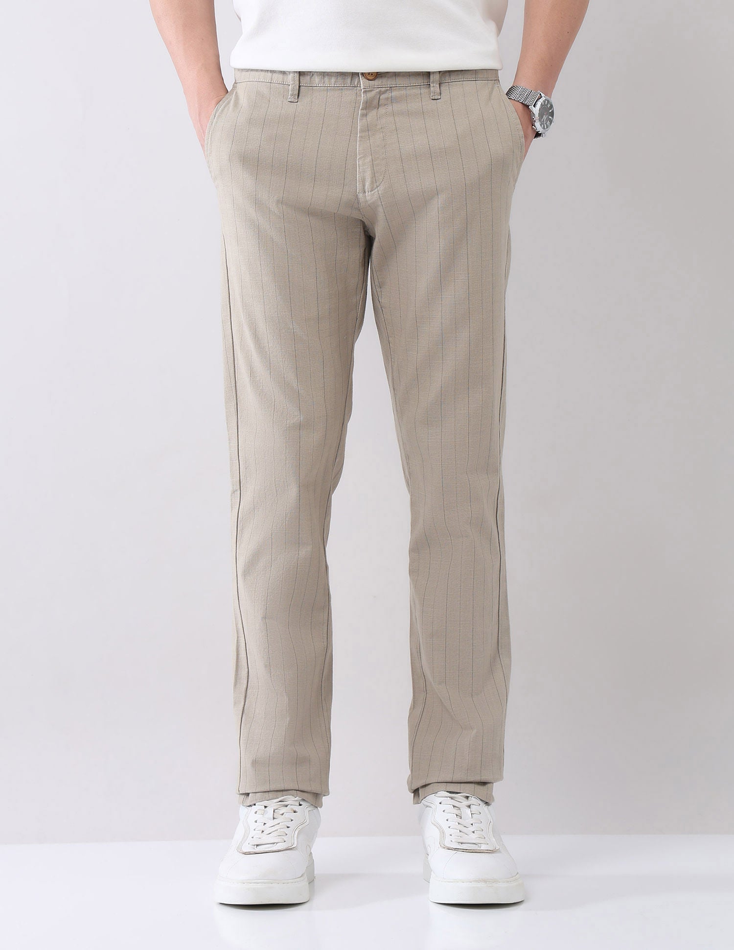 Regular Modern Slim Fit Chinos