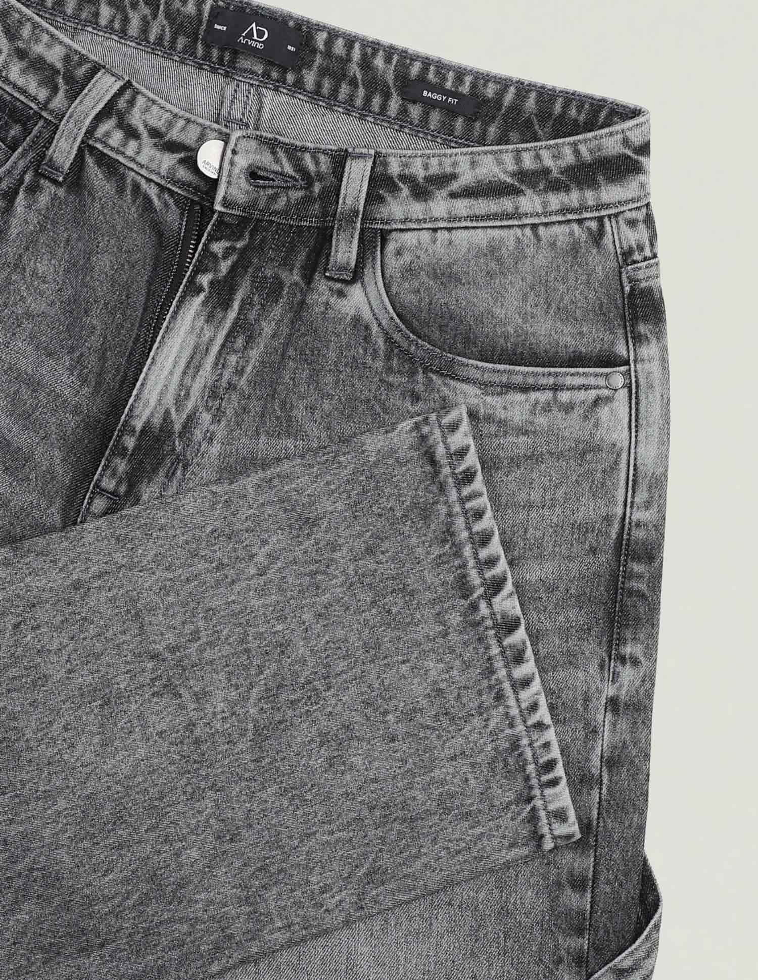 Mid Rise Easy Baggy Fit Jeans