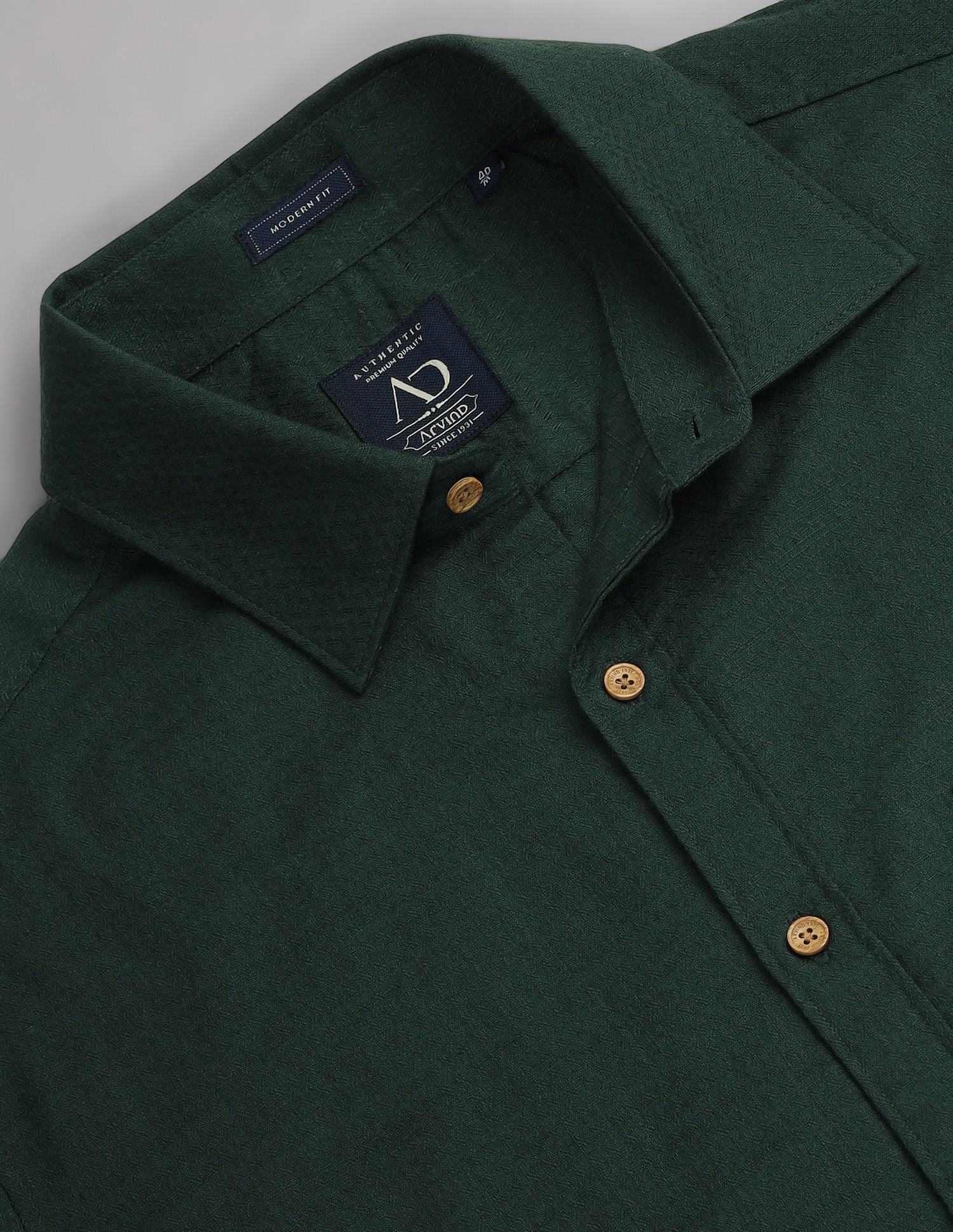 Geometric Patterned Slim Fit Shirt