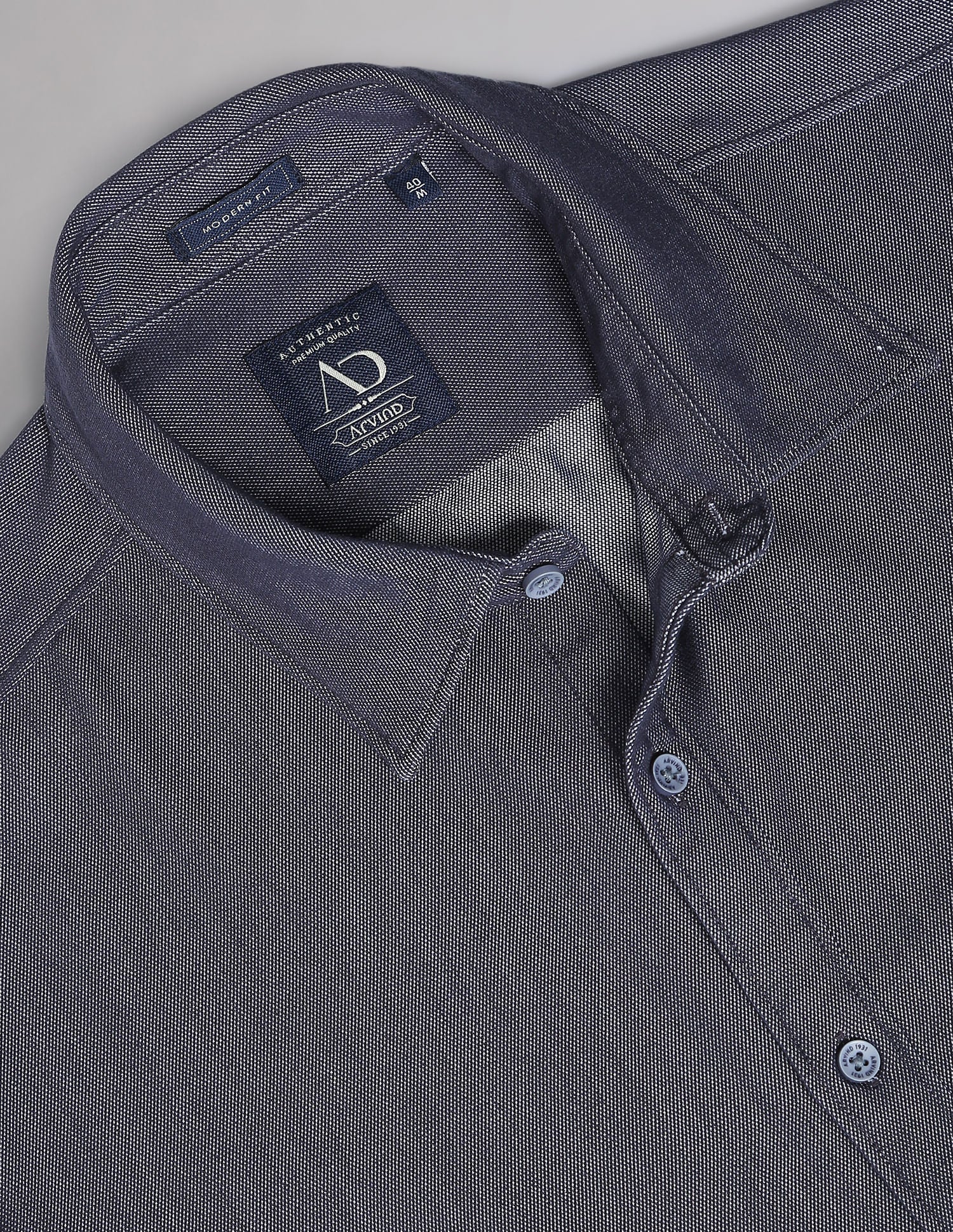 Everyday Wear Knit Solid Slim Fit Casual Shirt