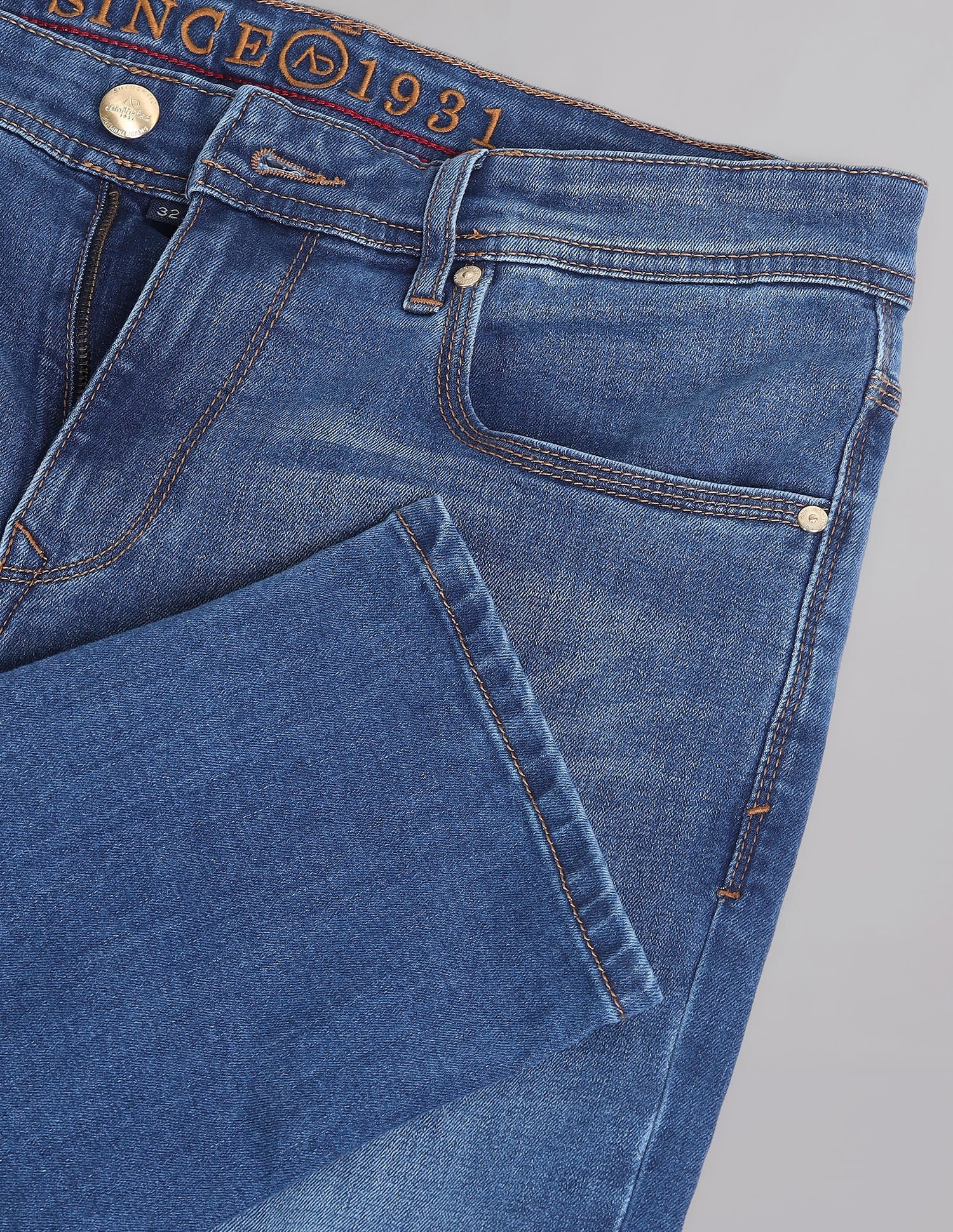 Easy-on slim Fit Mid Rise Jeans