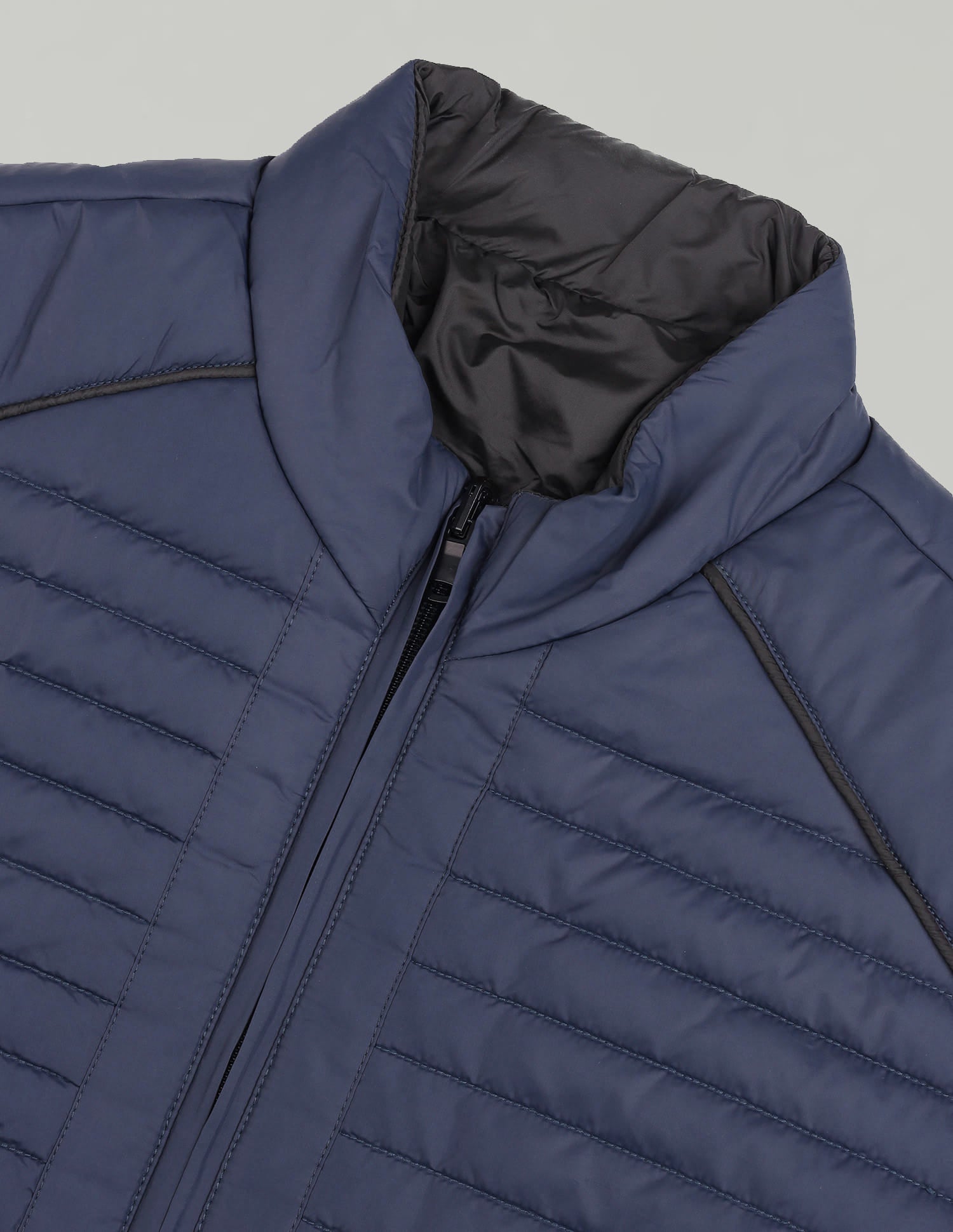 Solid Regular Fit Puffer Jacket