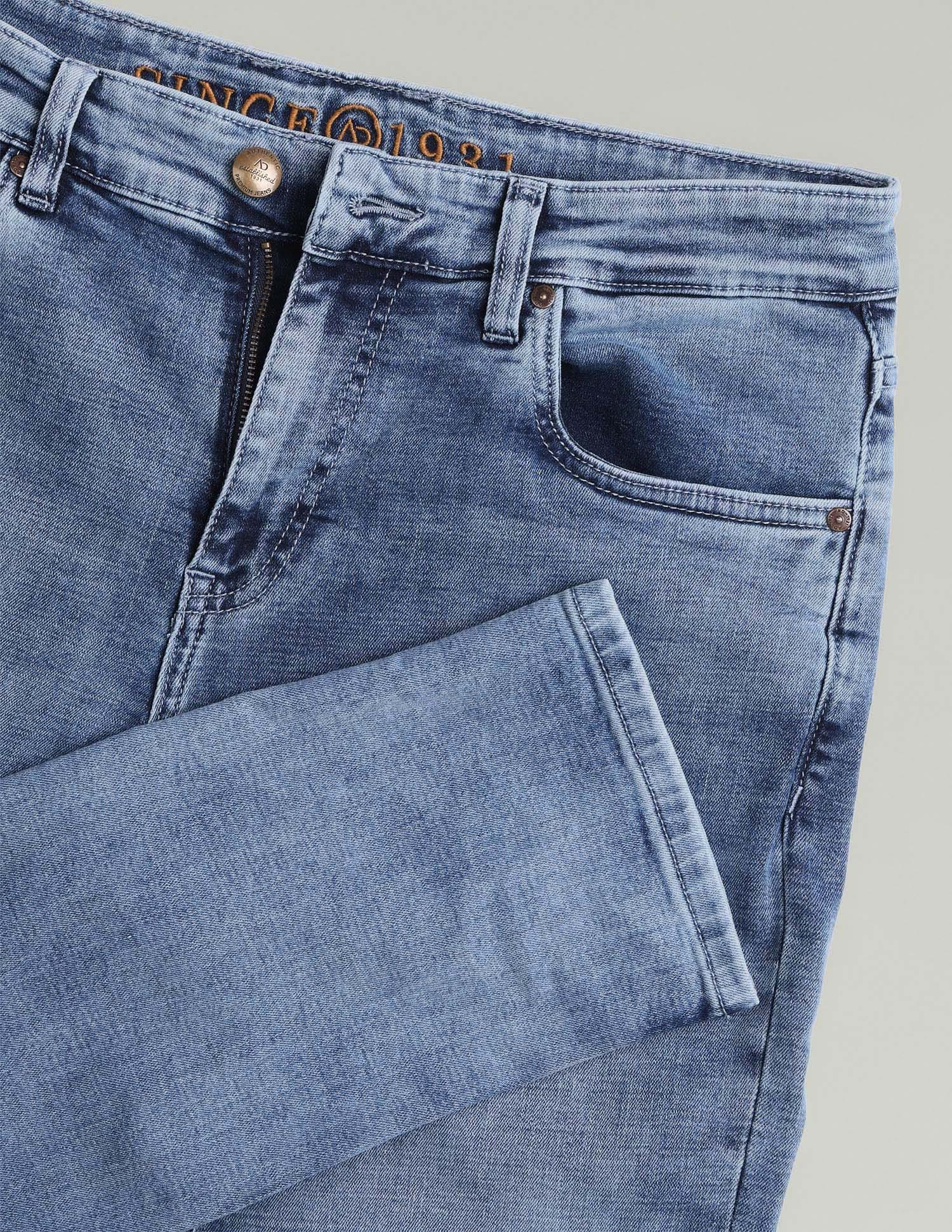 Refined Solid Slim Fit Mid-Rise Jeans
