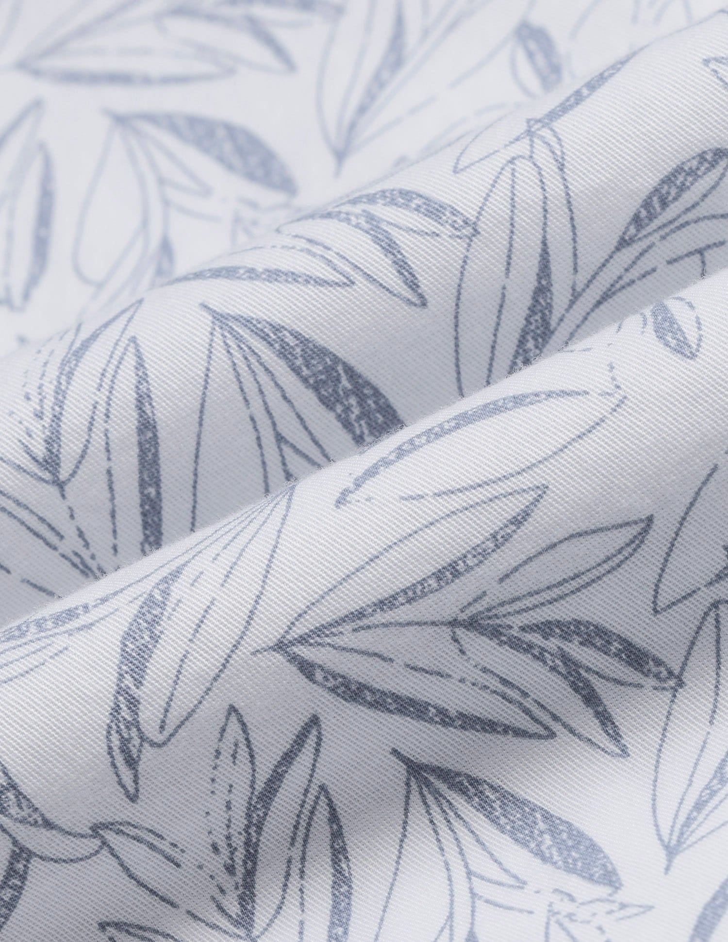 Everyday Luxe Floral Printed Slim Fit Twill Shirt