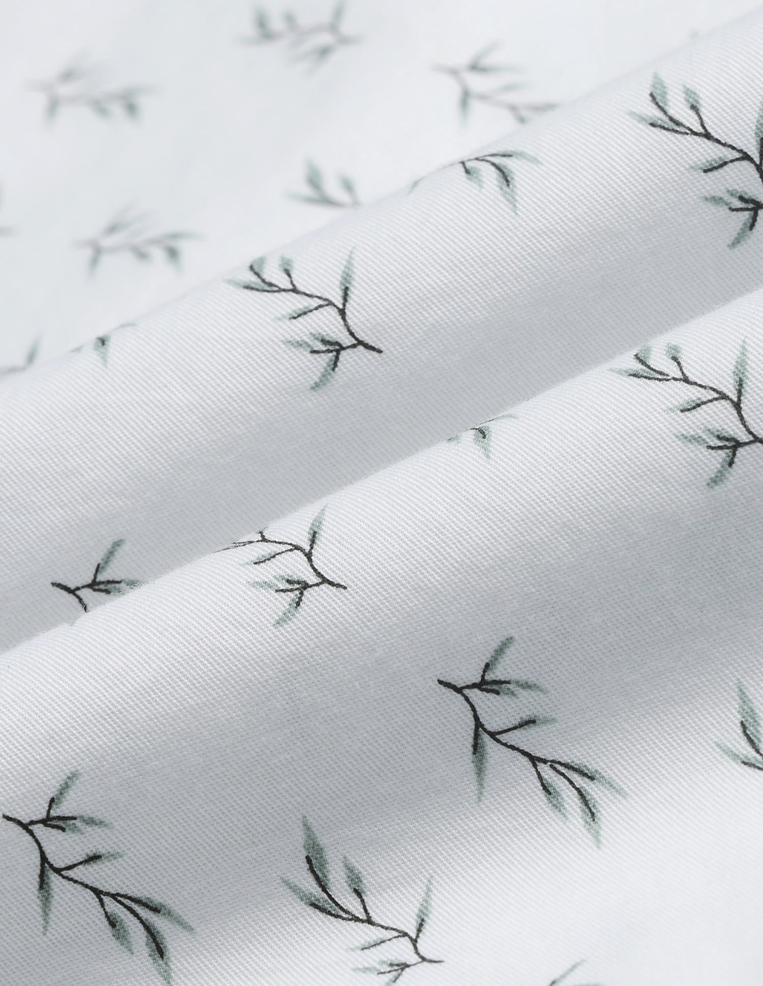 Everyday Luxe Floral Printed Slim Fit Twill Shirt