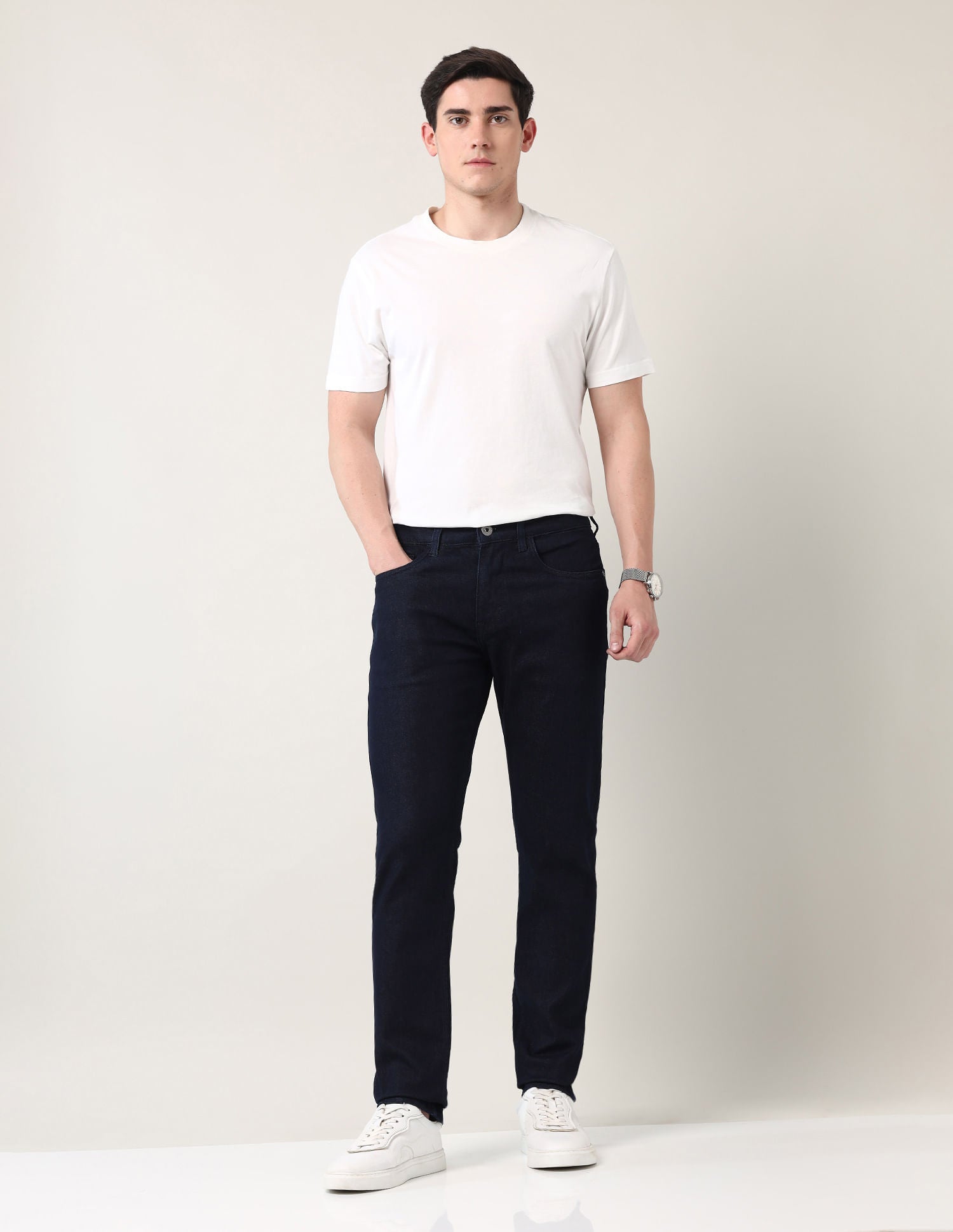 Easy-on slim Fit Mid Rise Jeans