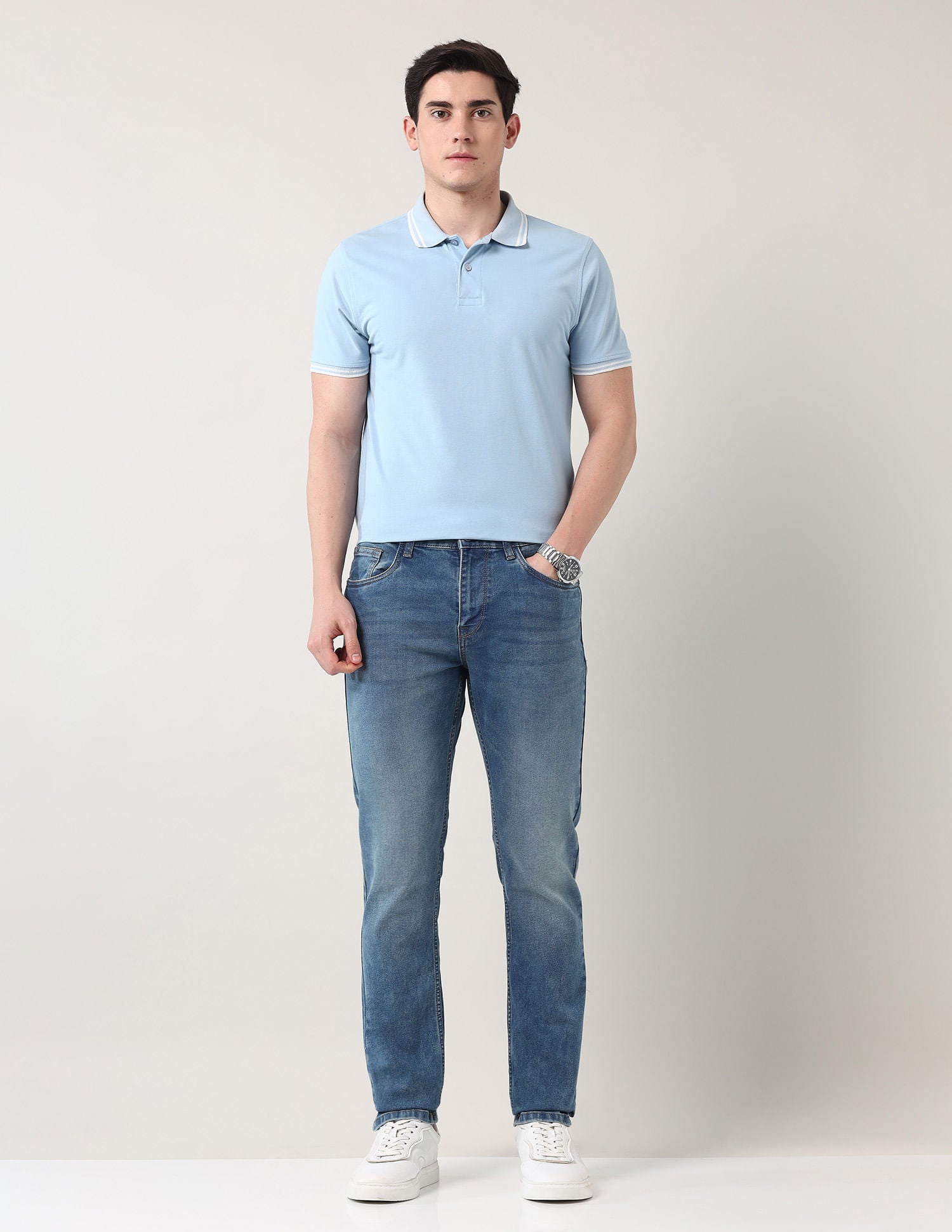 Easy-on slim Fit Mid Rise Jeans