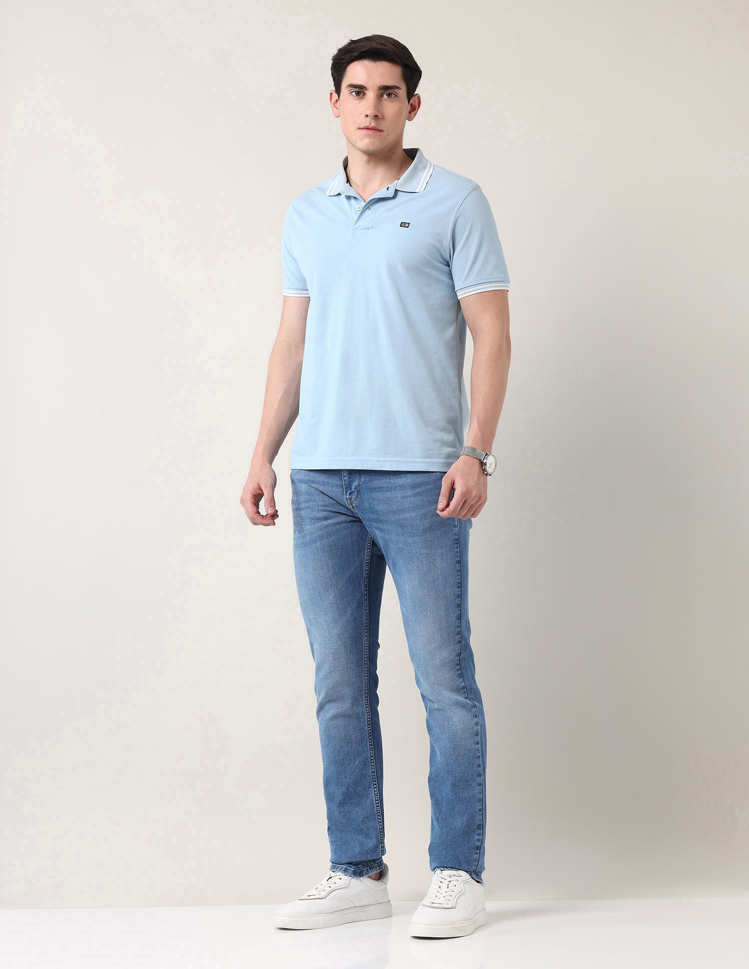 Easy-on slim Fit Mid Rise Jeans