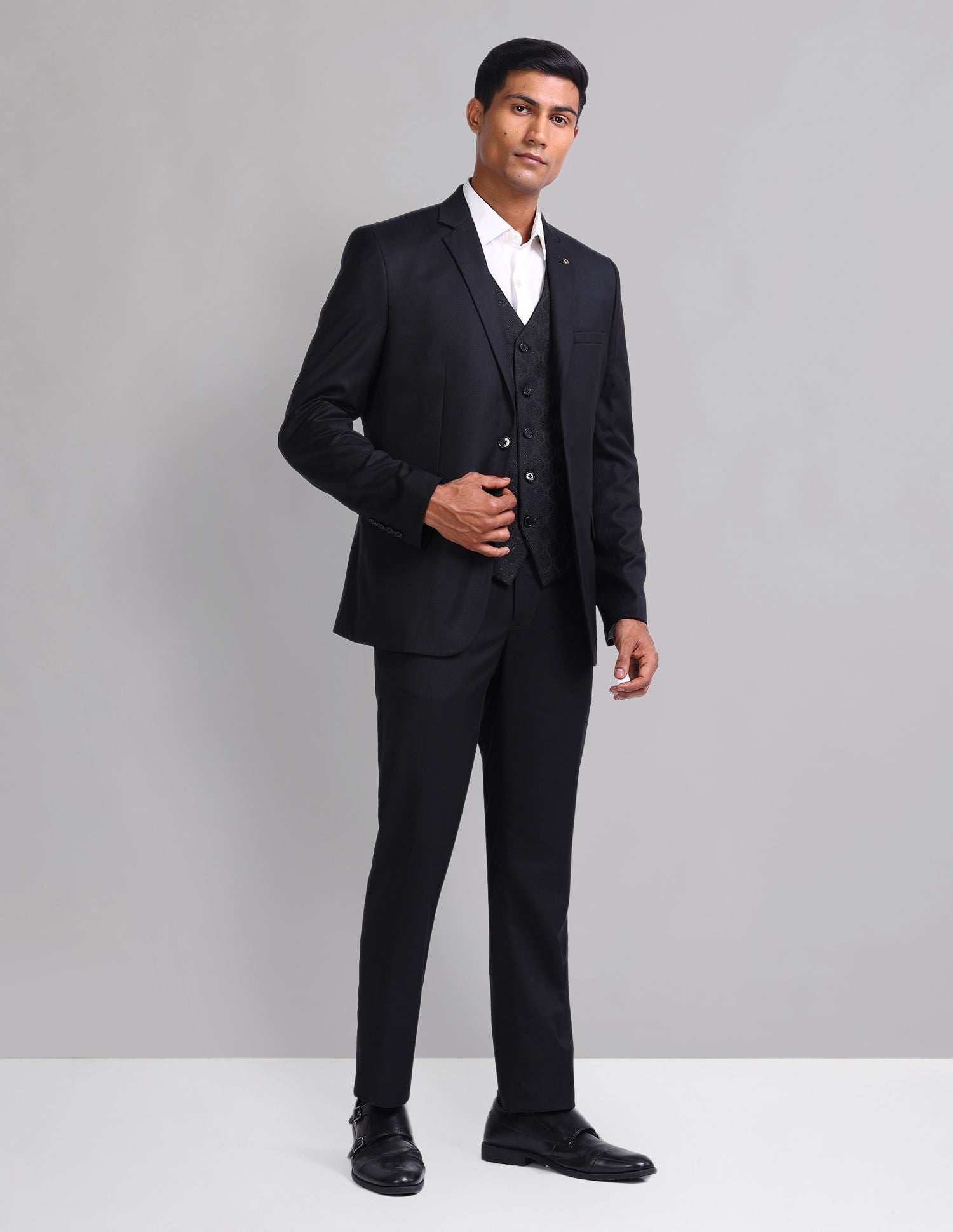 Executive Edged Tailored Fit Three Piece Suit