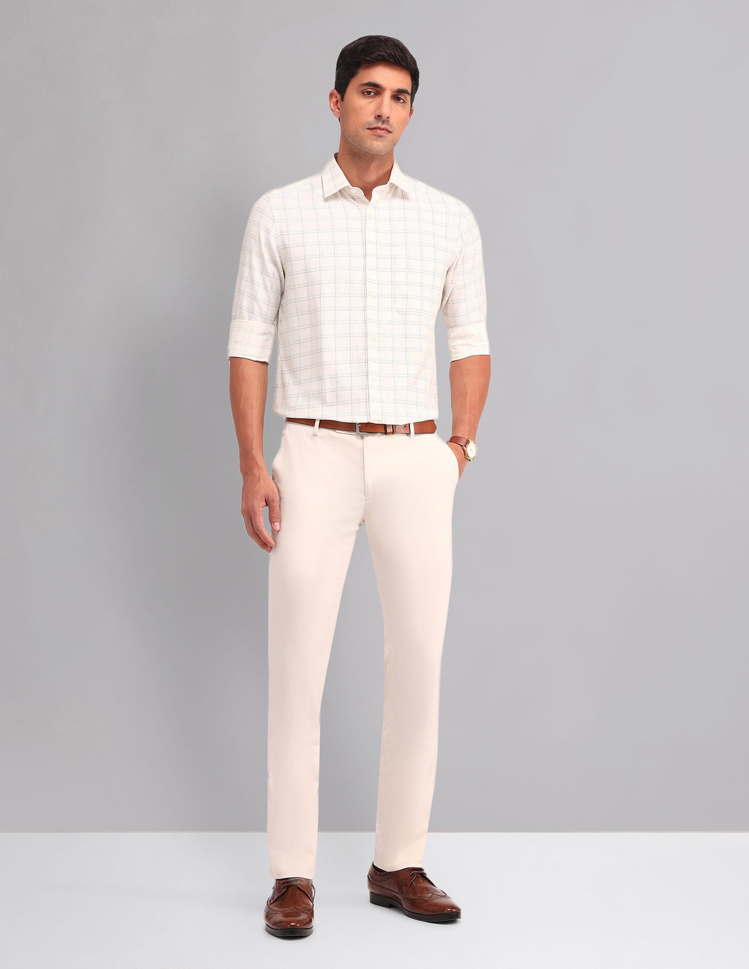 Sleek & Modern Regular Fit Checked Twill Shirt