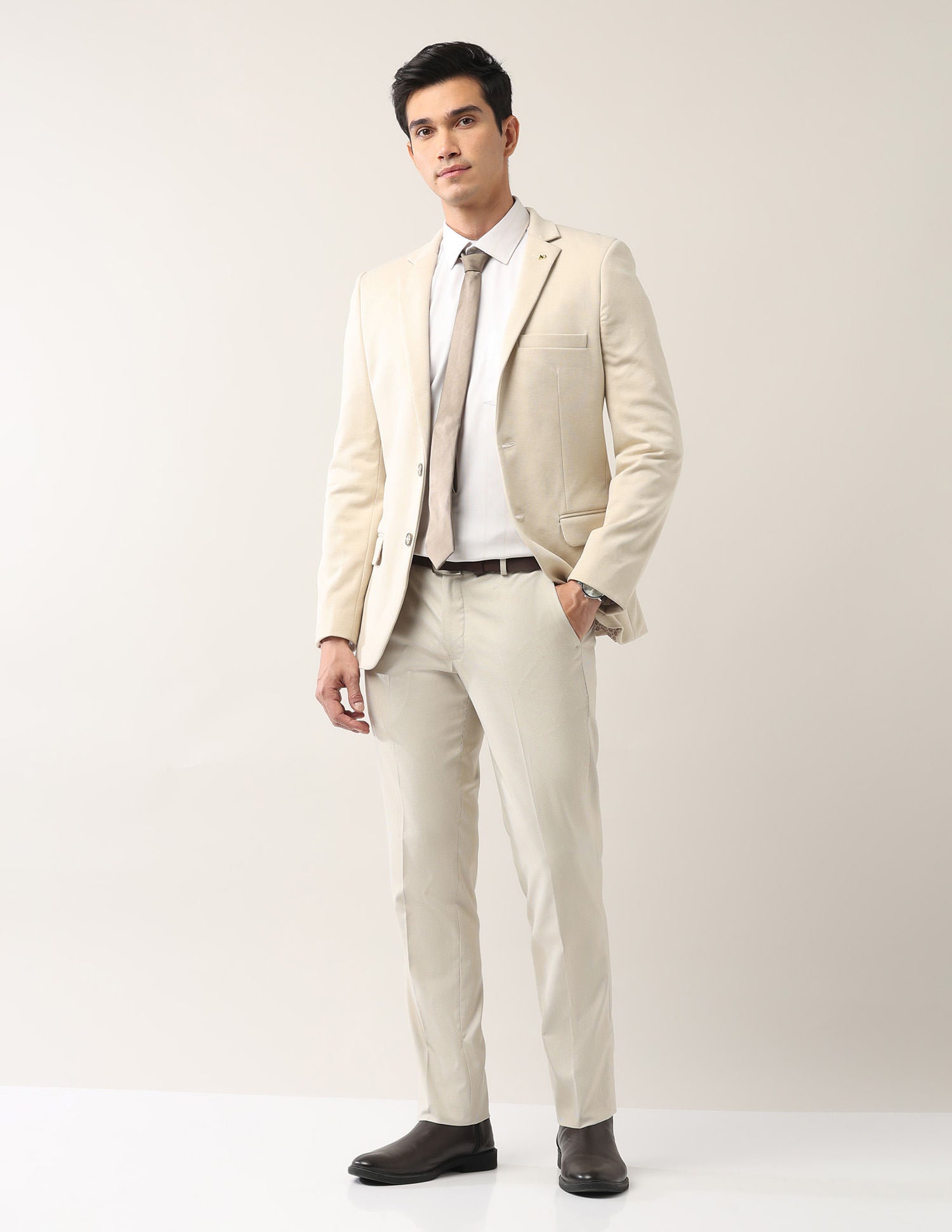 Classic Tailored Fit Single-Breasted Blazers