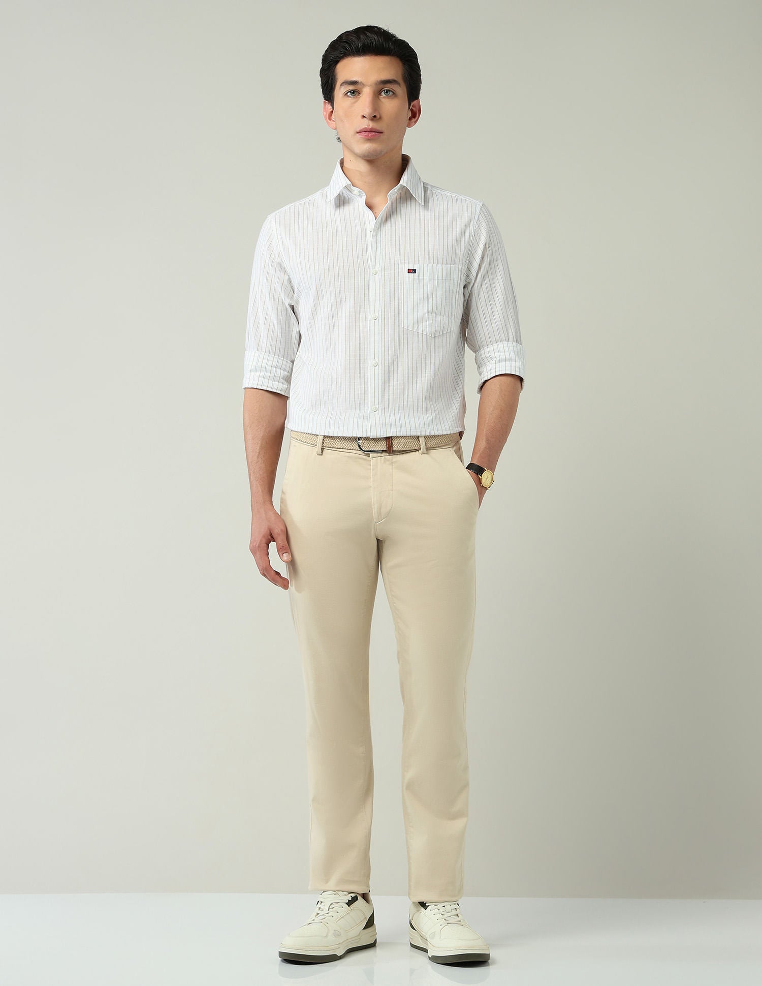 Wardrobe essential Modern Slim Fit Vertical Striped Shirt