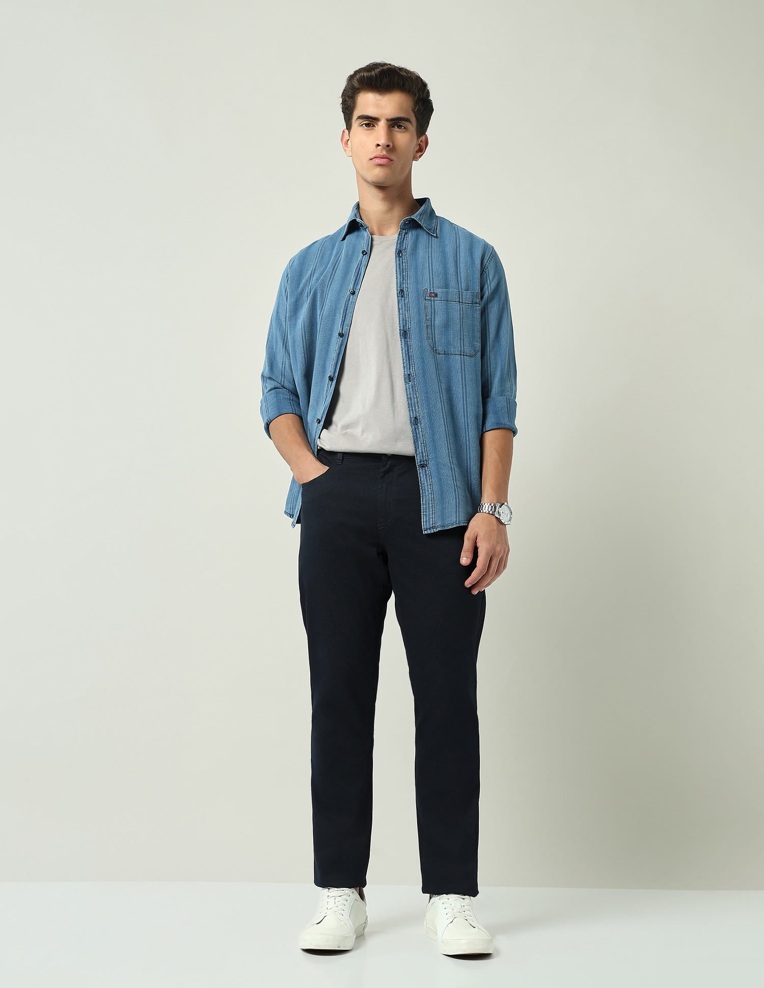 Wardrobe Essential Modern Slim Fit Solid Chinos