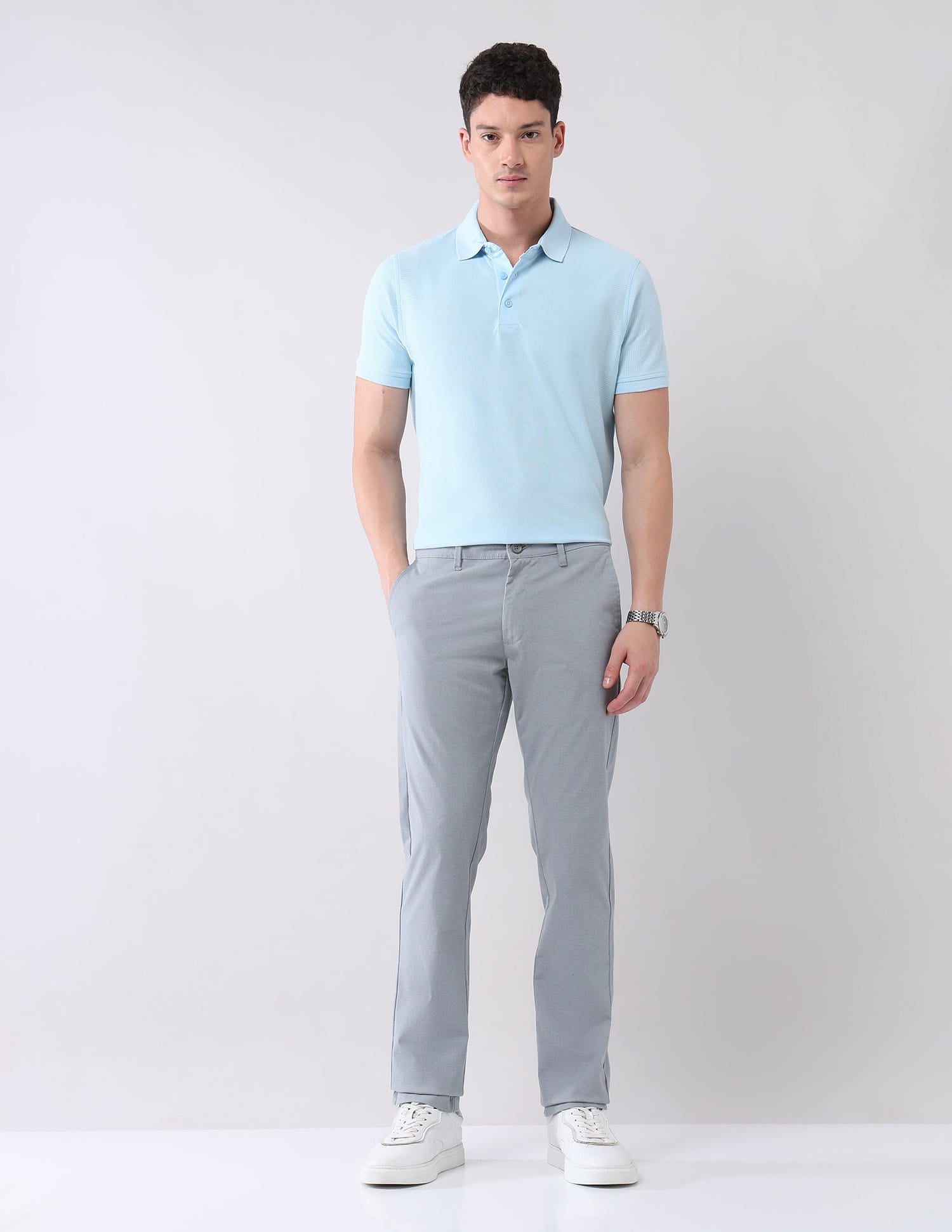 Regular Modern Slim Fit Chinos