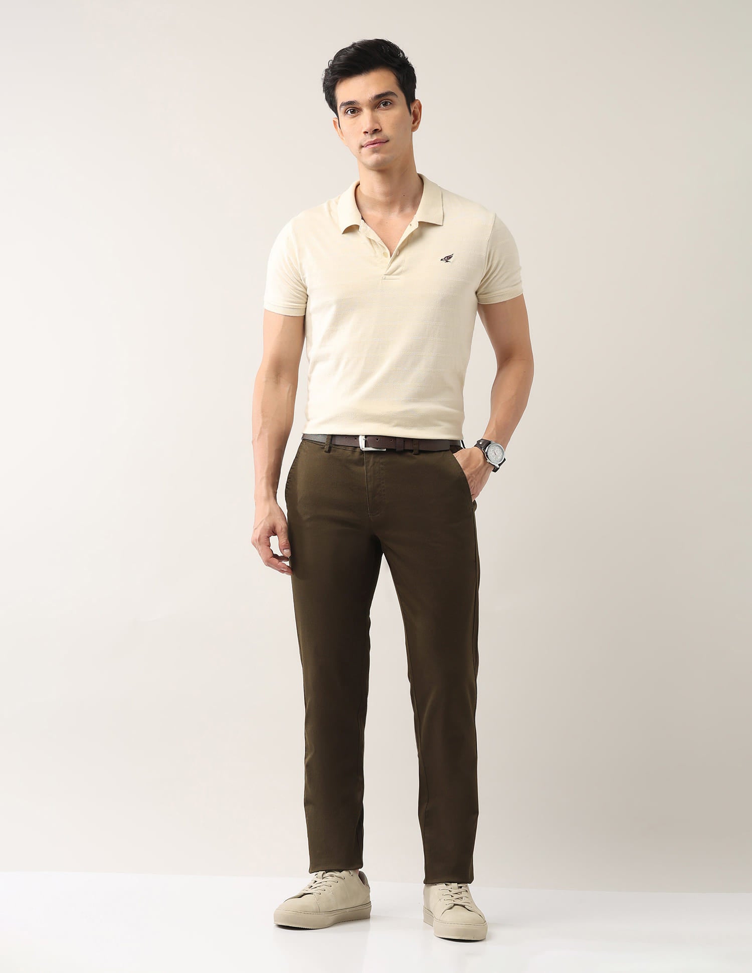 Sleek & Sophisticated Modern Slim Fit Smart Flex Chinos