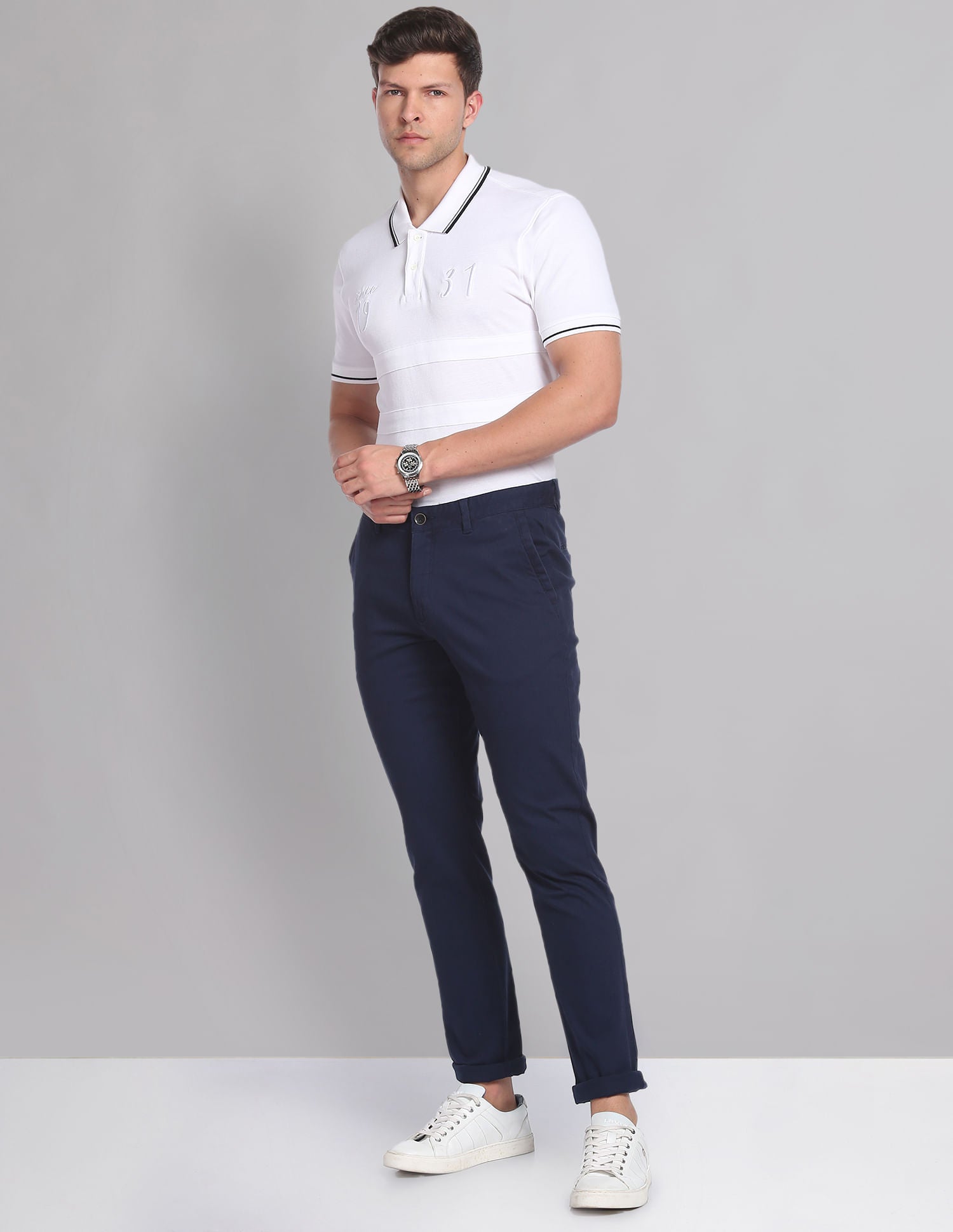 Edged Modern Slim Fit Solid Casual Chinos