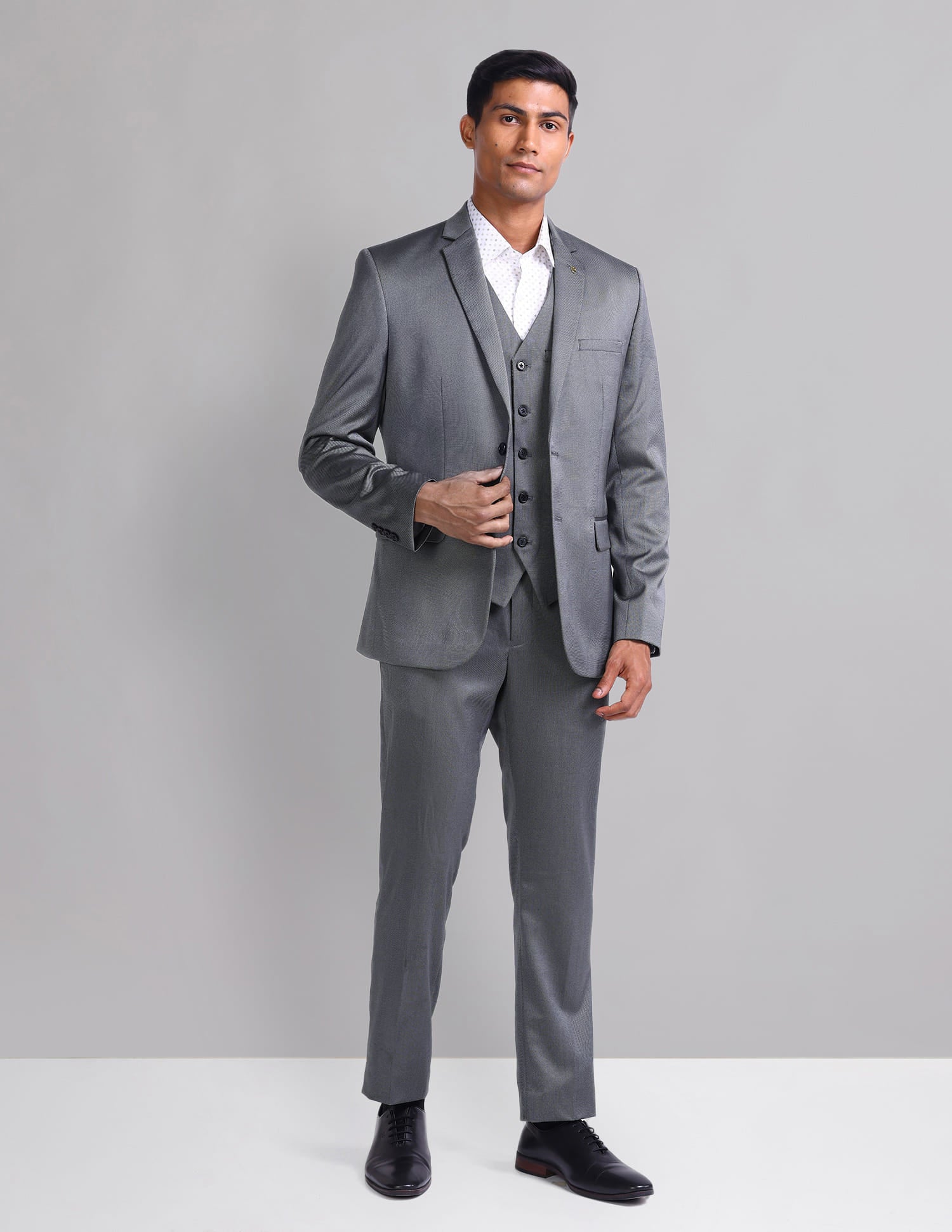 Executive Edged Tailored Fit Three Piece Suit