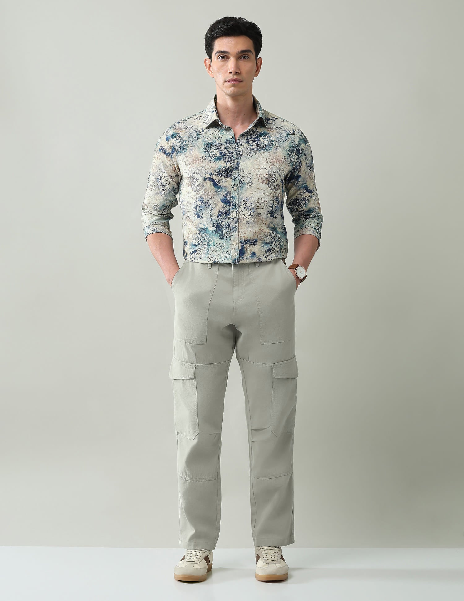 Wanderer Solid Regular Fit Cargos