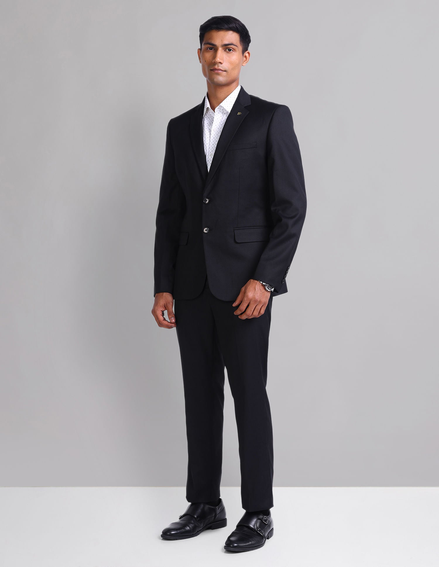 Boardroom Craft Tailored Fit Two Piece Suit