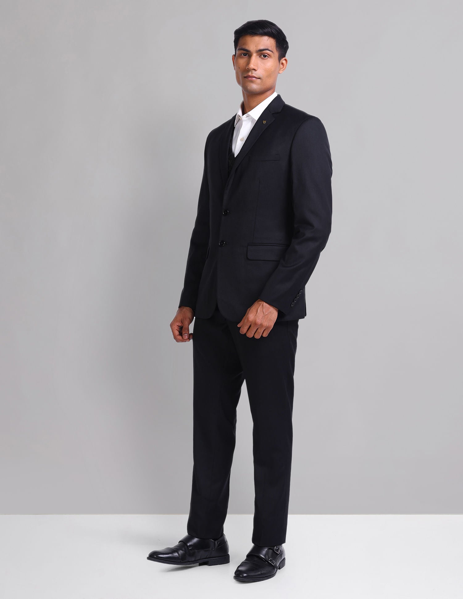 Executive Edged Tailored Fit Three Piece Suit