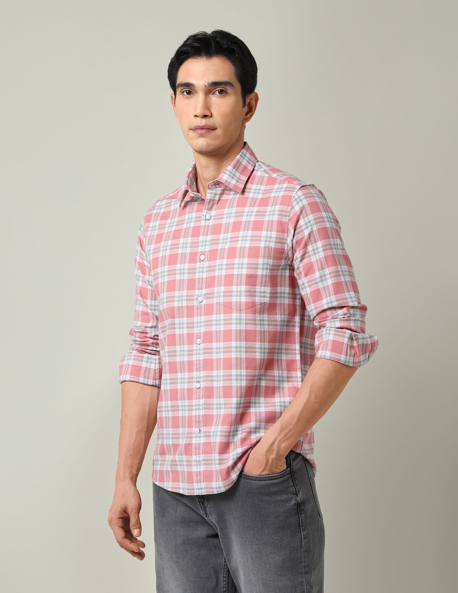 Essential Plaid Checked Slim Fit Oxford Shirt