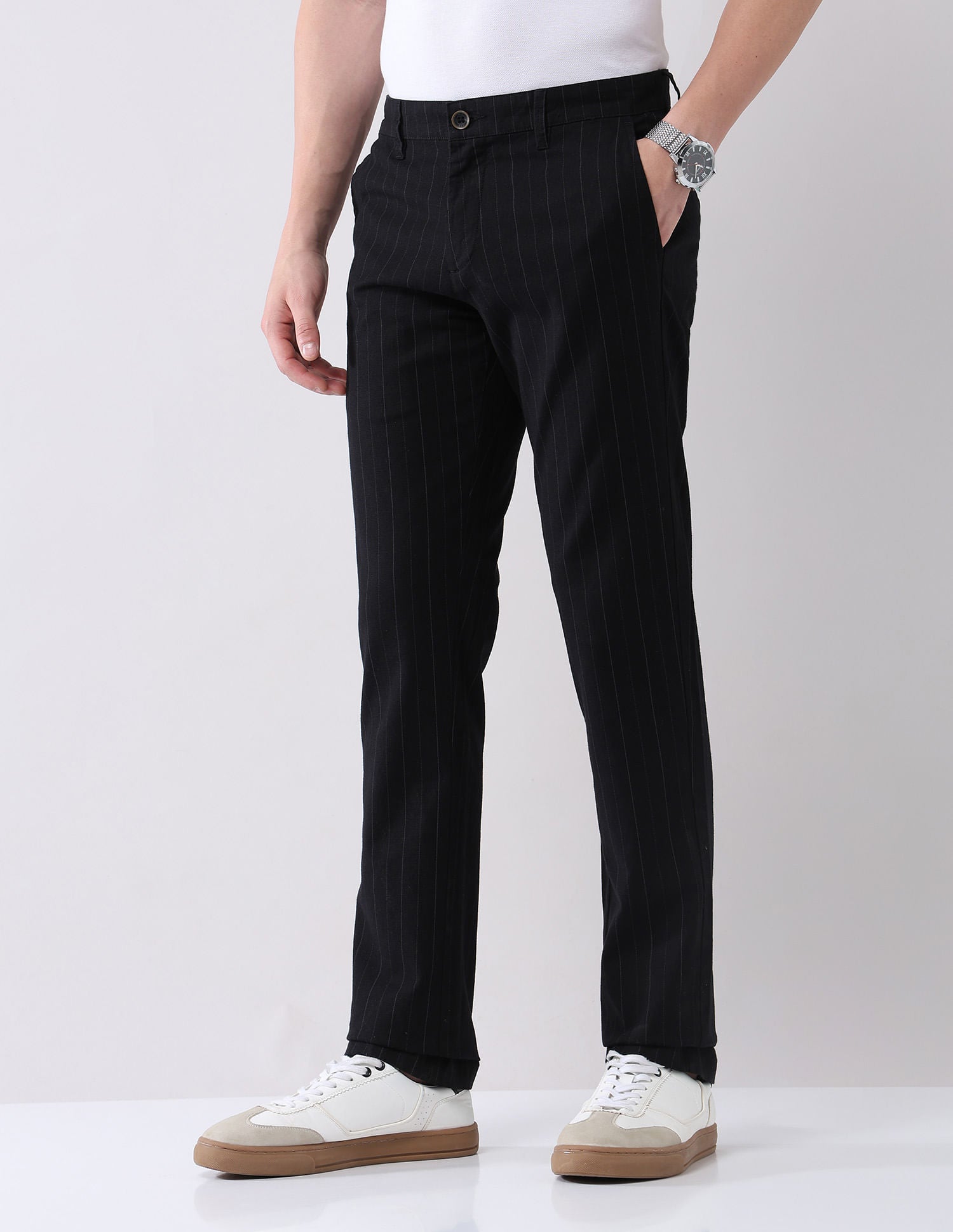 Regular Modern Slim Fit Chinos