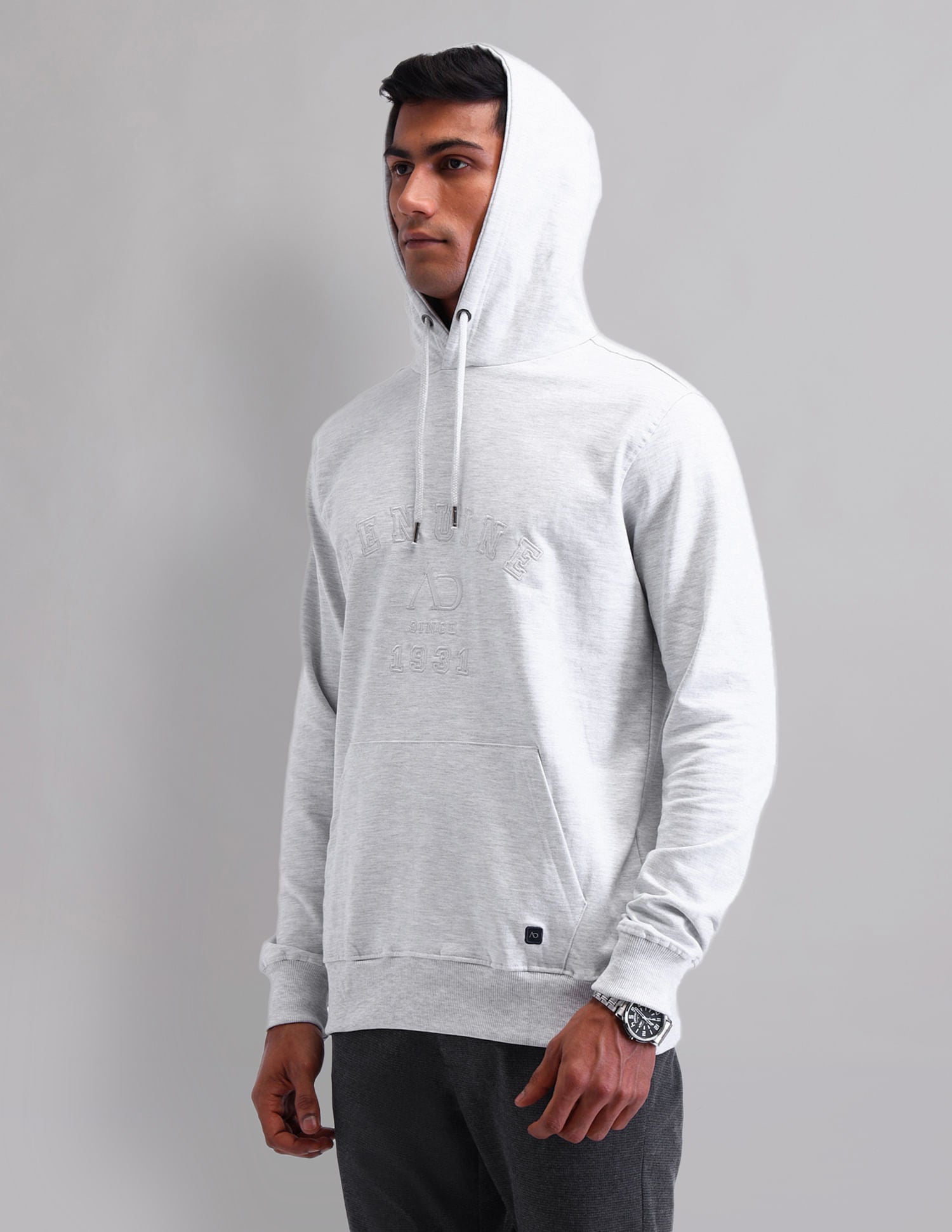 Urban Sleek Modern Slim Fit Sweatshirt