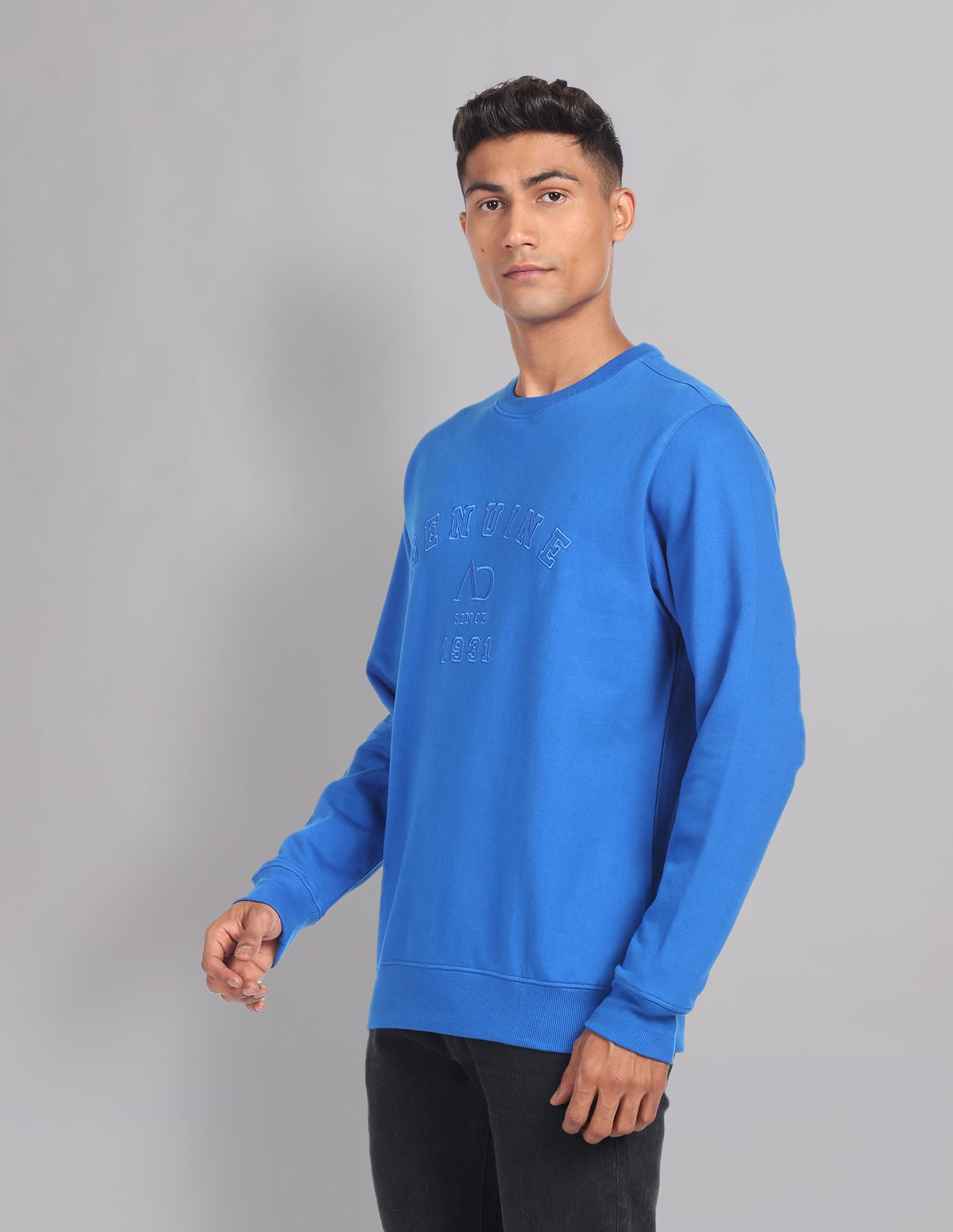 Effortless Sophistication Crew Neck Moistex Sweatshirt