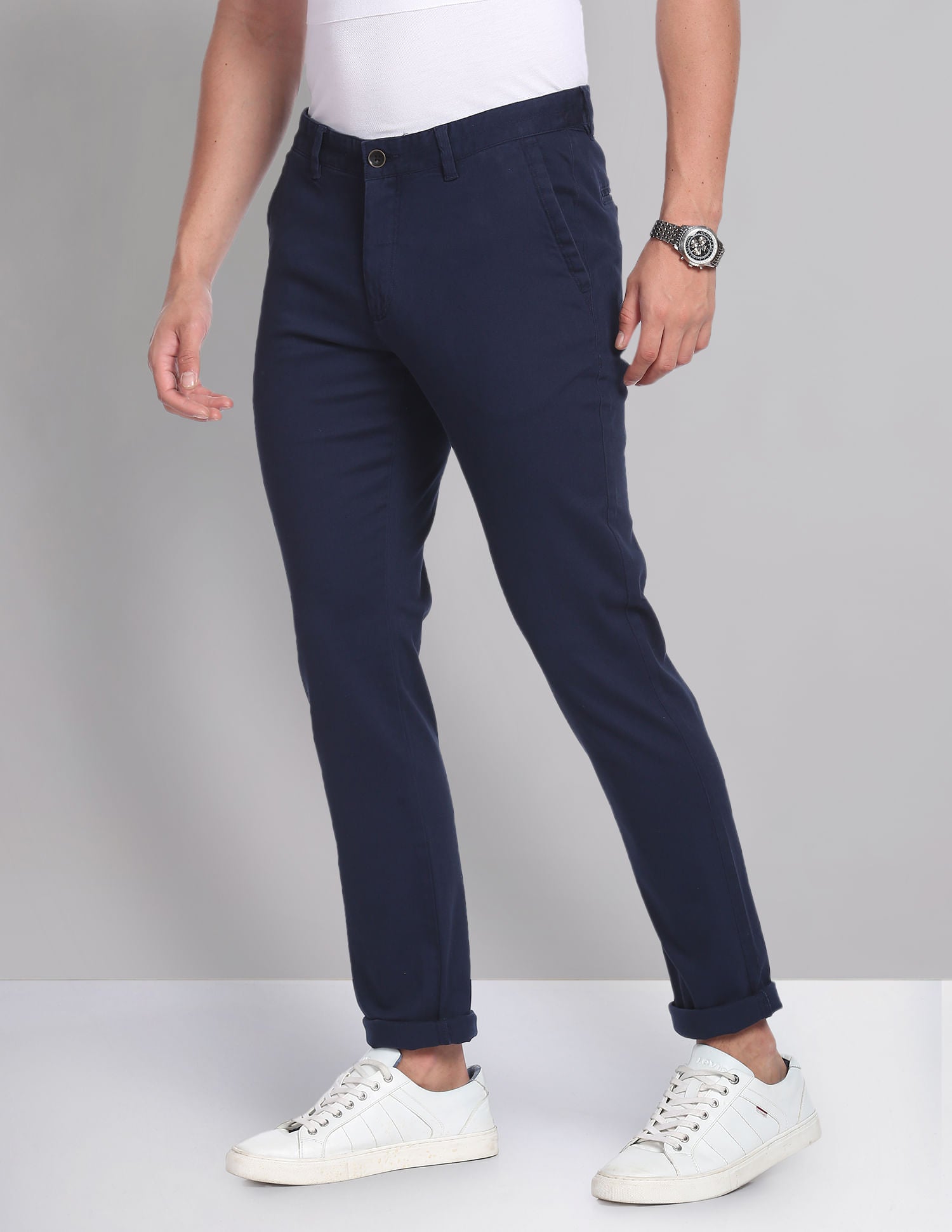 Edged Modern Slim Fit Solid Casual Chinos