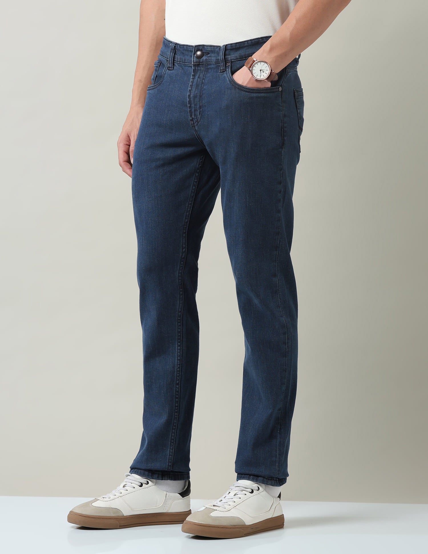 Solid Slim Fit Jeans
