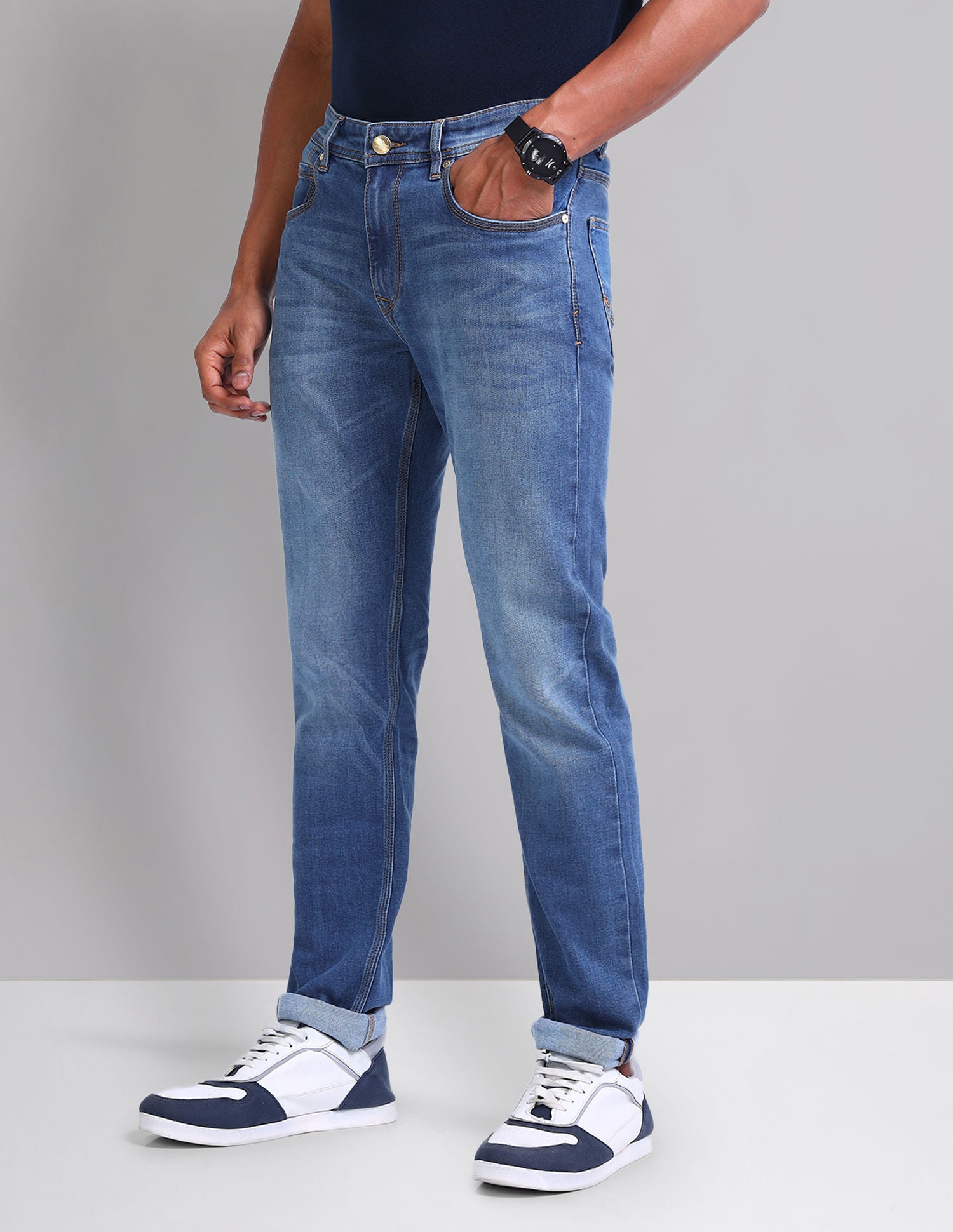 Easy-on slim Fit Mid Rise Jeans