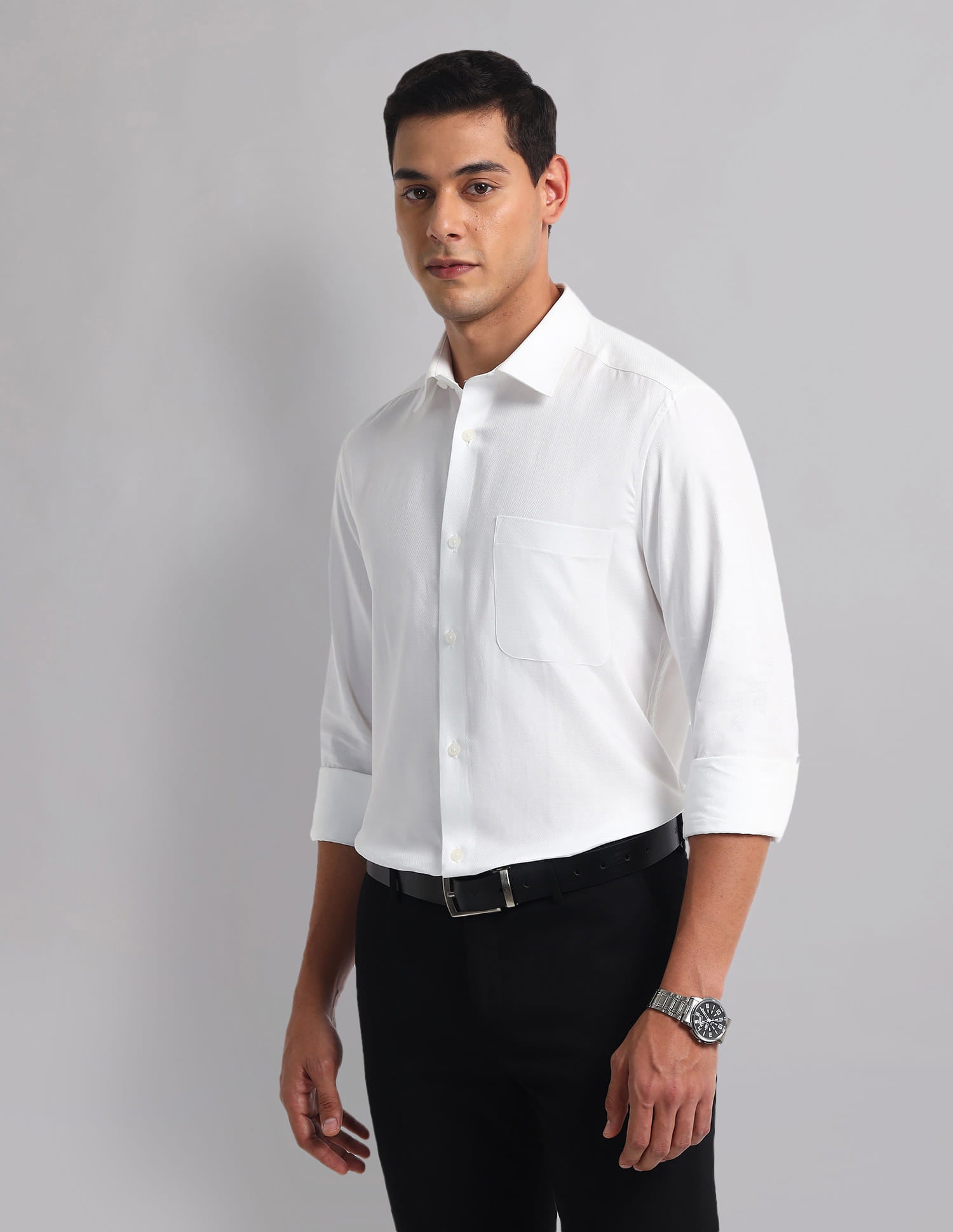 Semi Spread Collar Patterned Weave Shirt