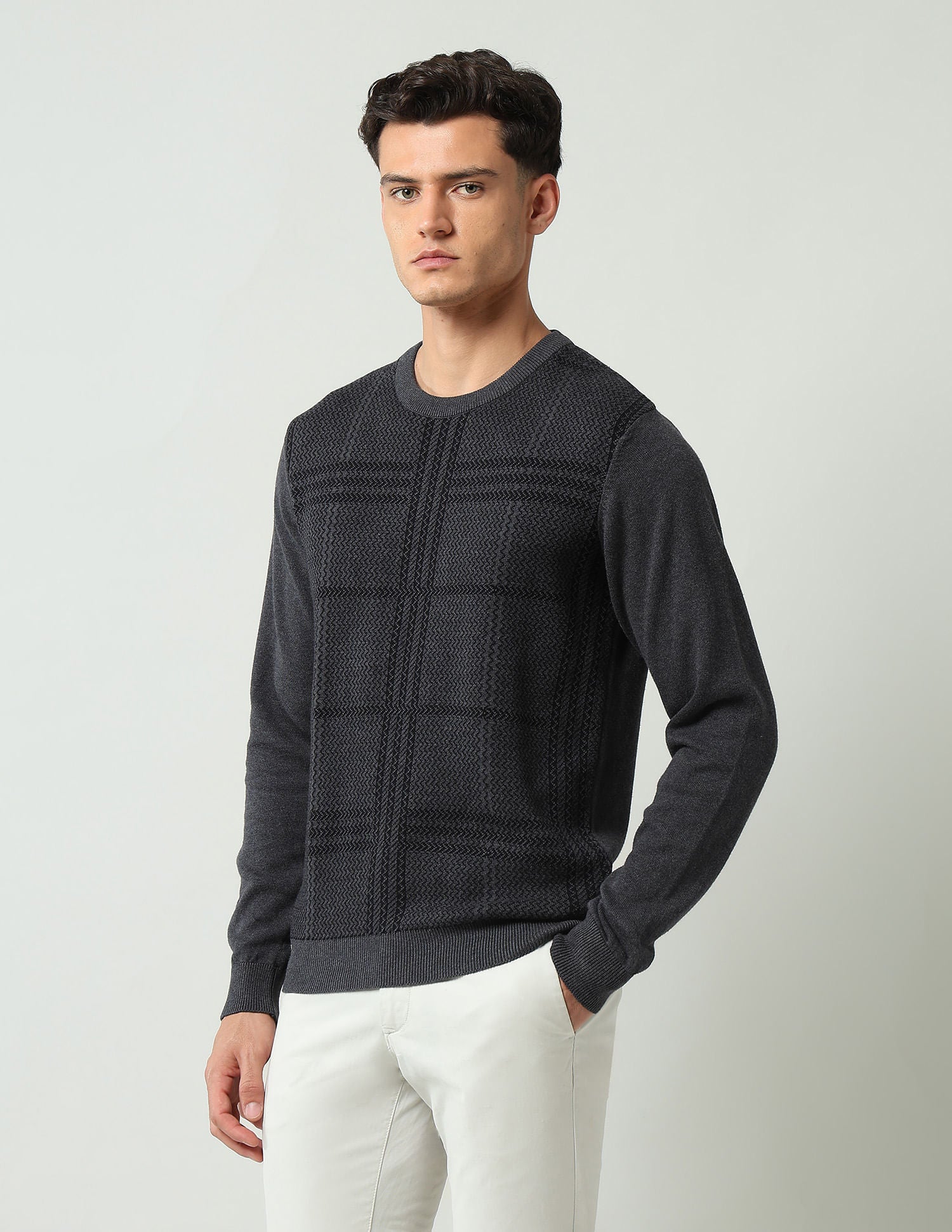 Styled-Edged Modern Slim Fit Textured Sweater