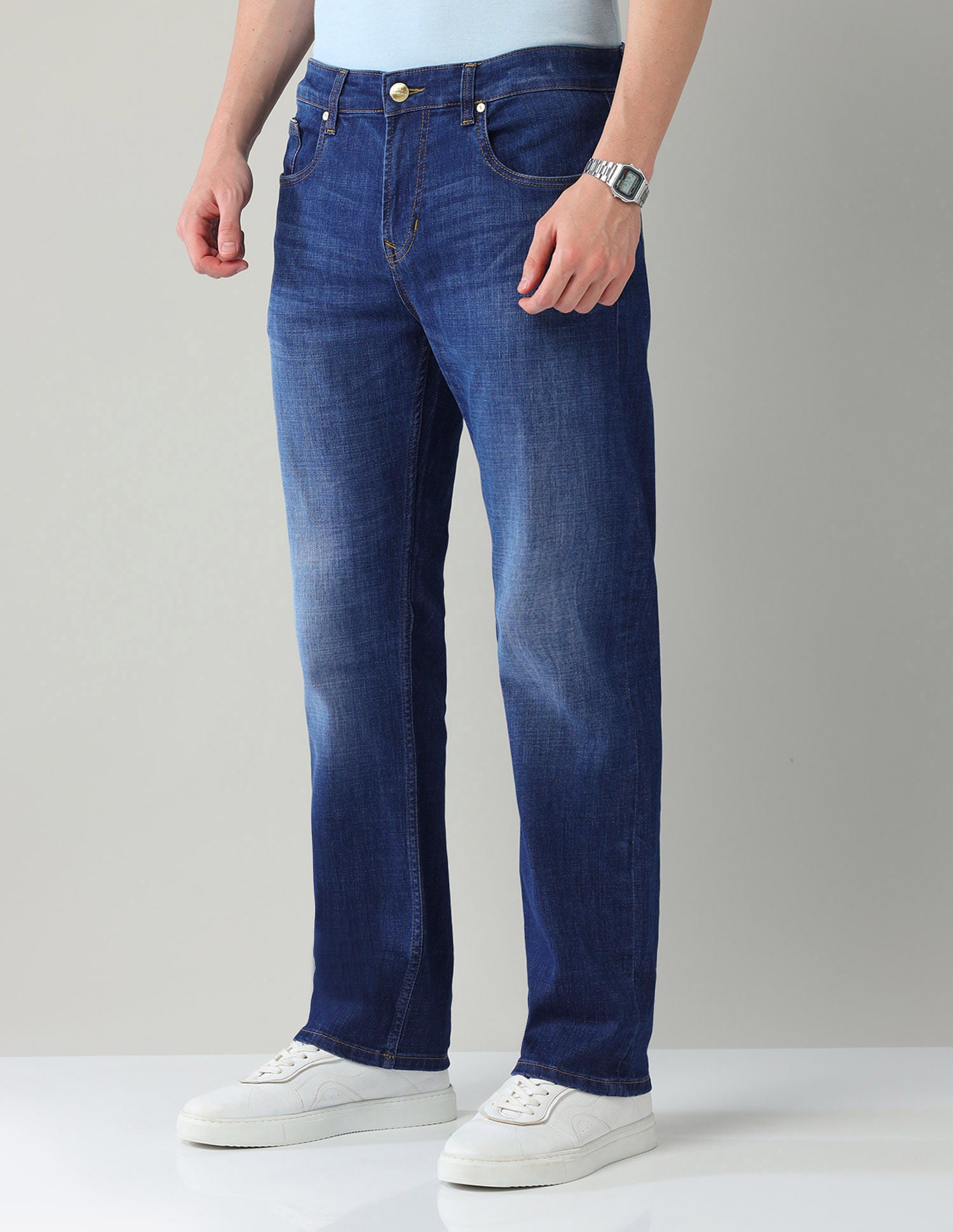 Regular Fit Stonewash Jeans