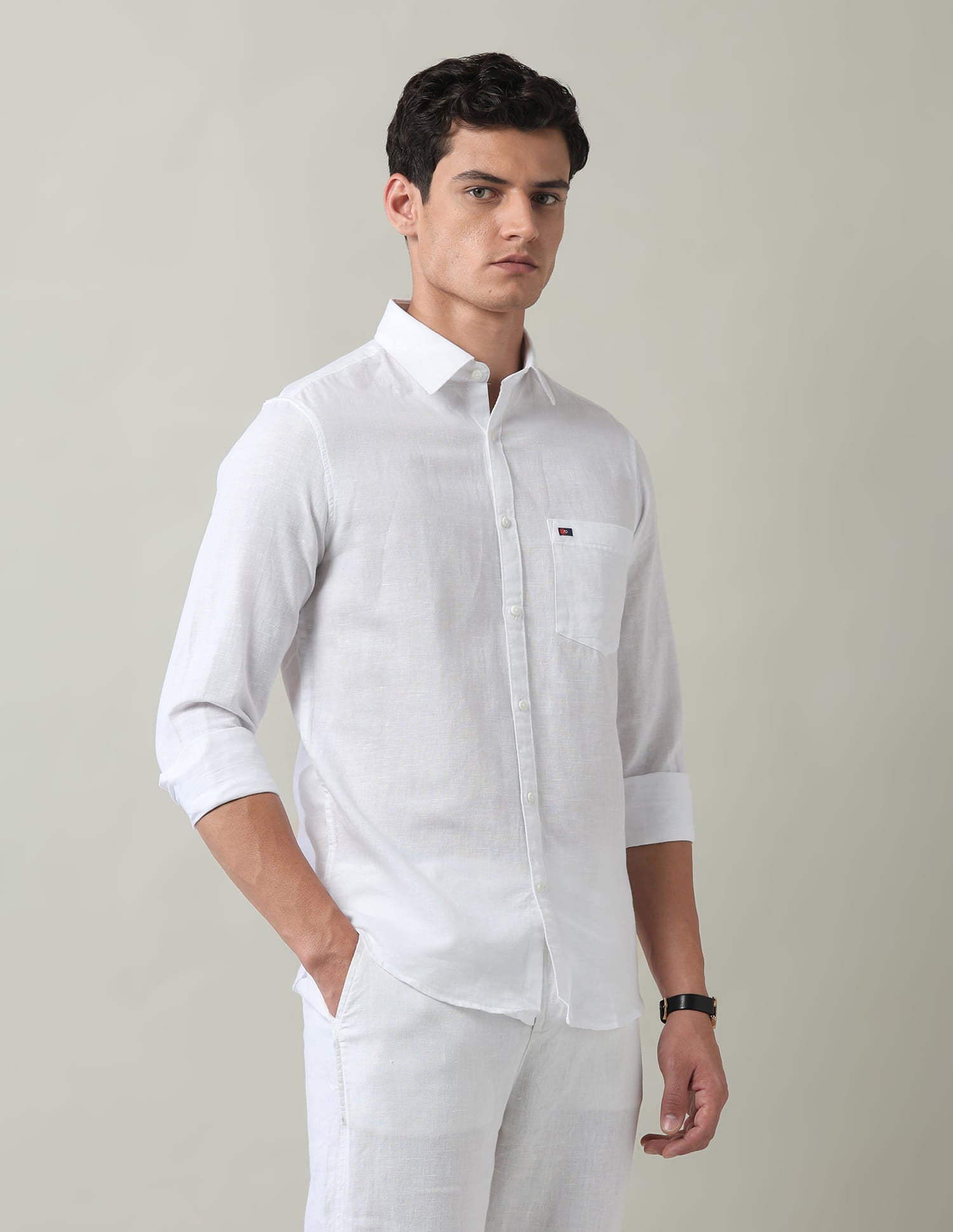 Vogue Solid Regular Fit Shirt