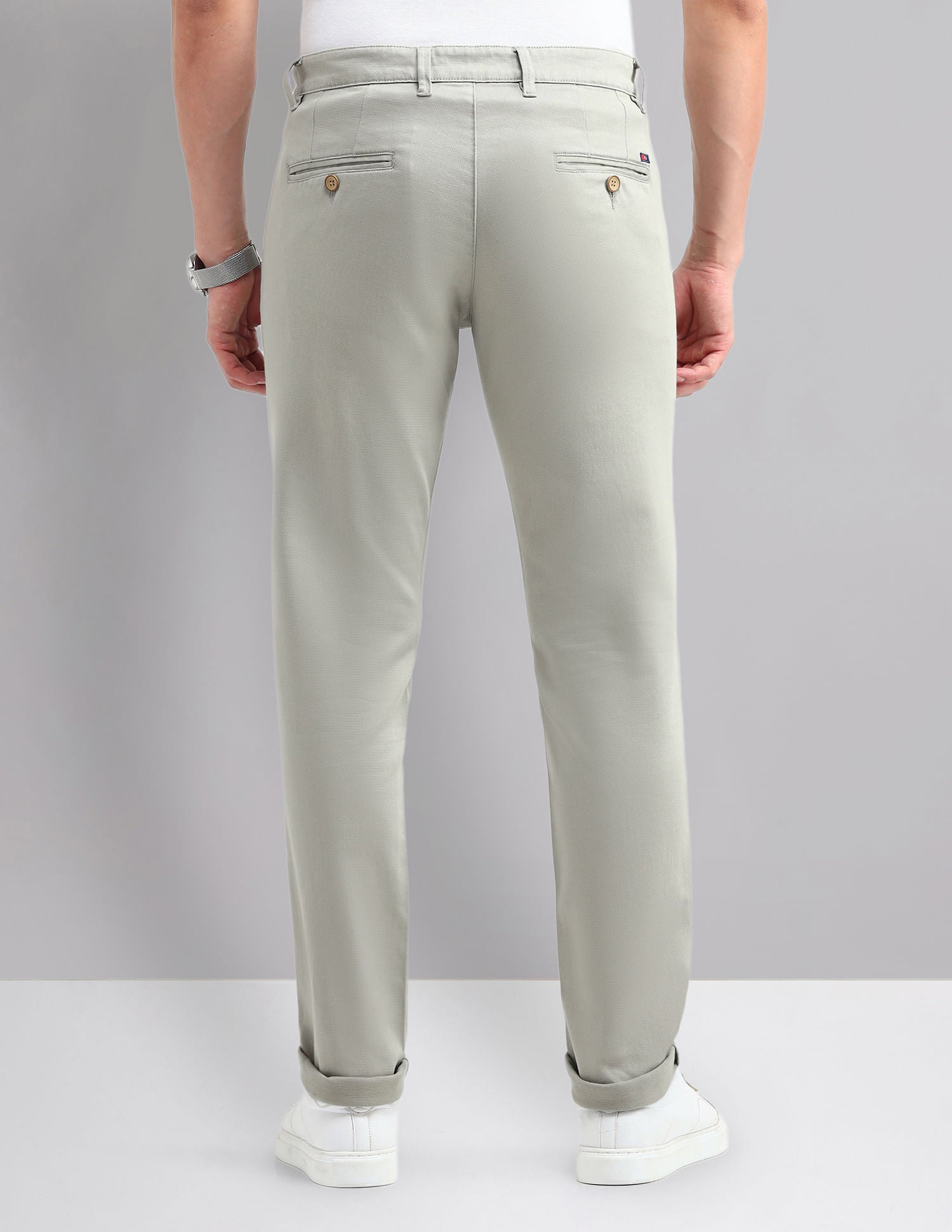 Regular Modern Slim Fit Chinos
